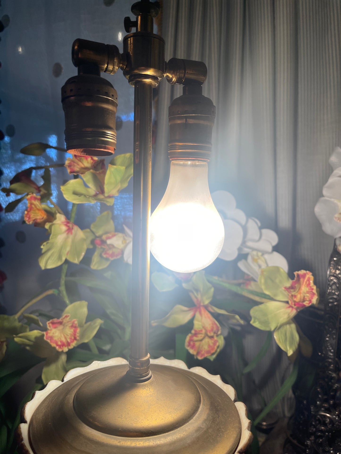 XL Antique Pink Lustre Telescopic Lamp with Crystal Prisms – Monte Vista Estate