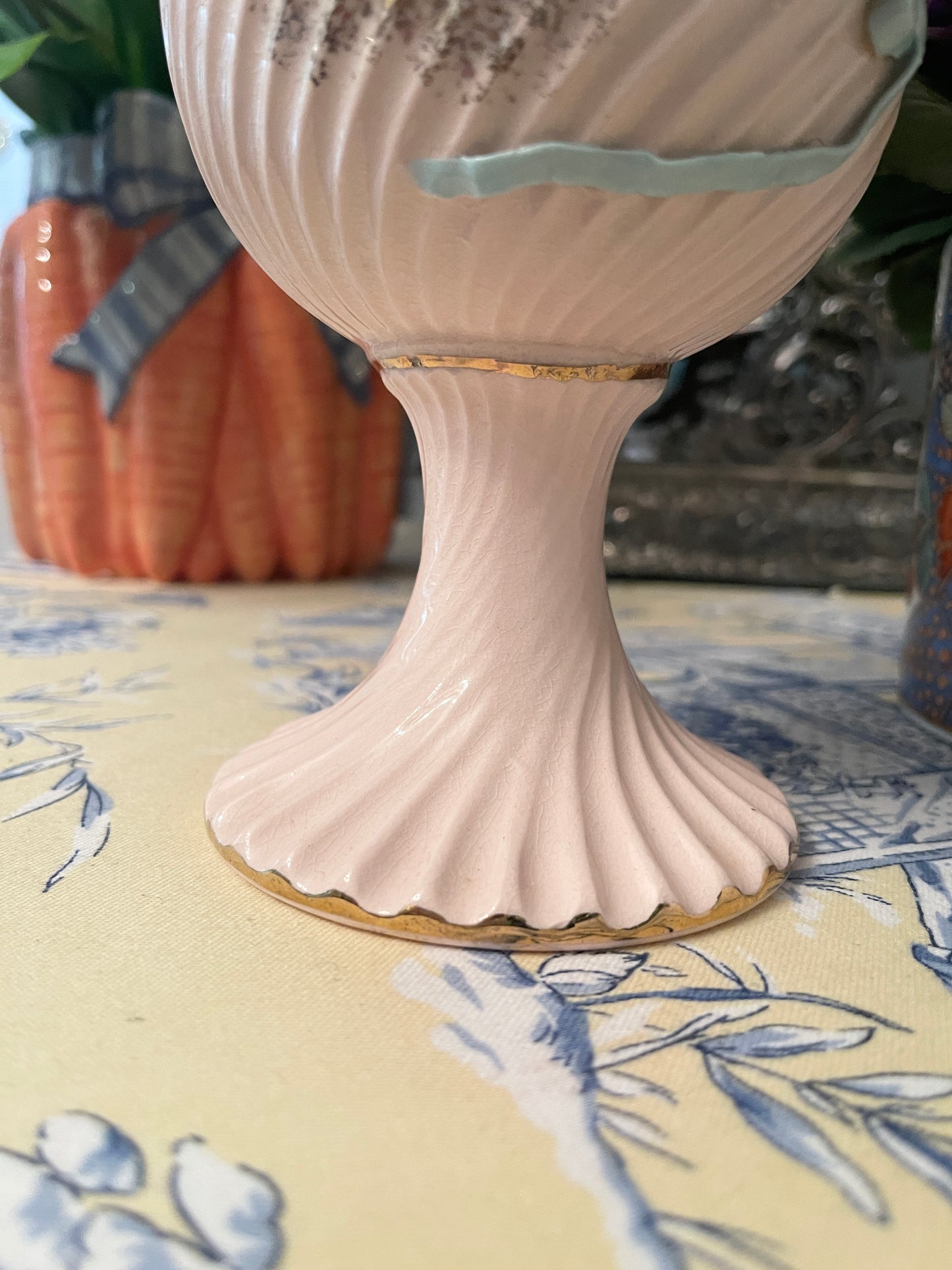 Wales Pedestal Lidded Pink Candy Dish with Applied Roses and Ribbon Lettering, Made in Japan