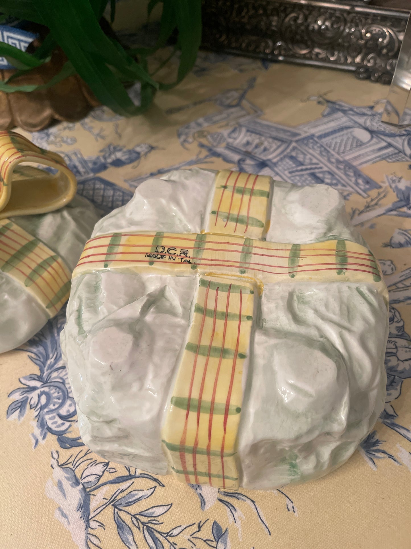 Cabbage Lidded Bowl with Bow, Made in Italy