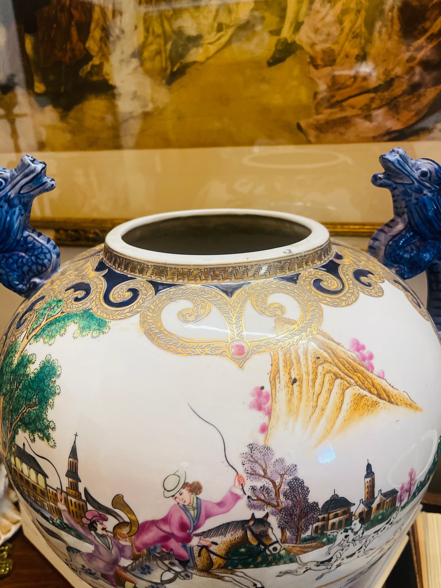 Chinoiserie 15”Ginger Jar, Colonial Hunt Scene, 20th Century
