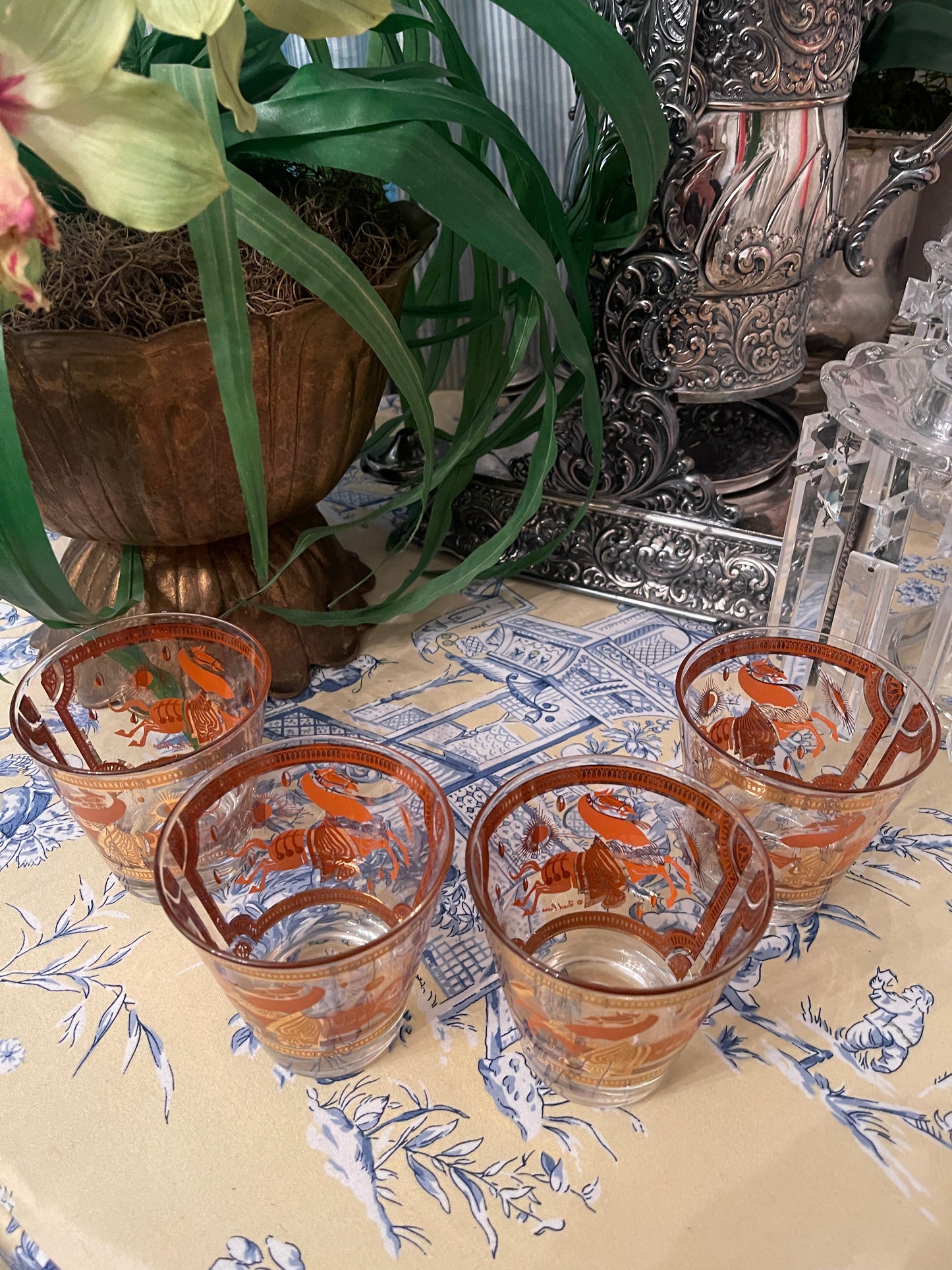 Vintage Fred Press Orange and 22kt Gold Trojan Horse Lowball Glasses, Set of Four