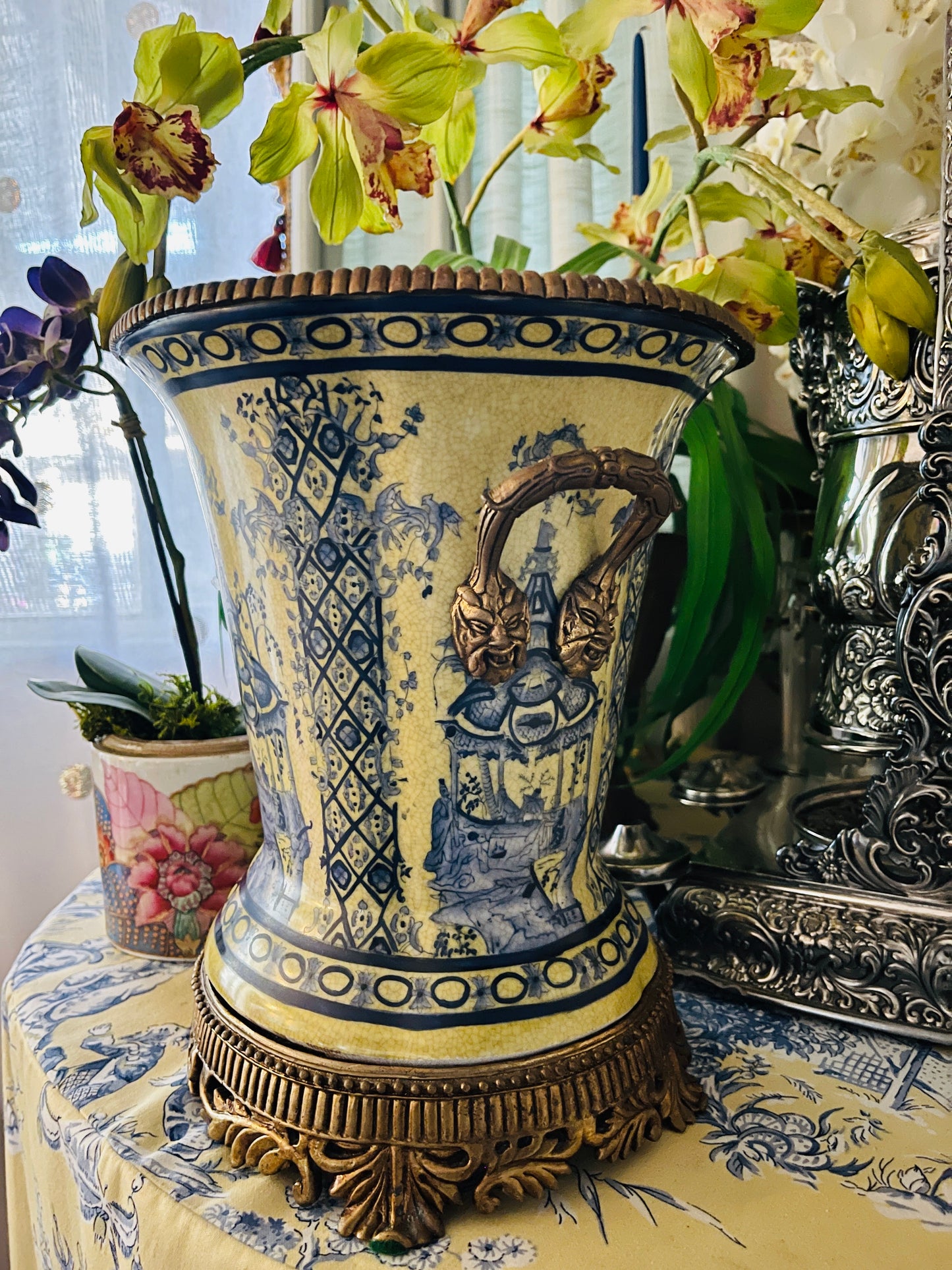 Chinoiserie Pagoda Porcelain and Ormolu Jardiniere