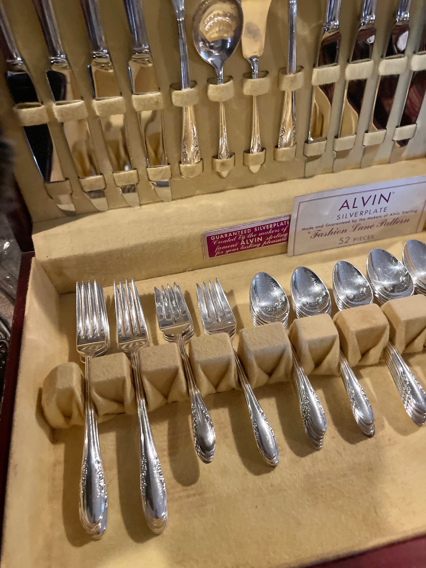 Alvin Silverplate Fashion Lane Pattern- 52 pieces