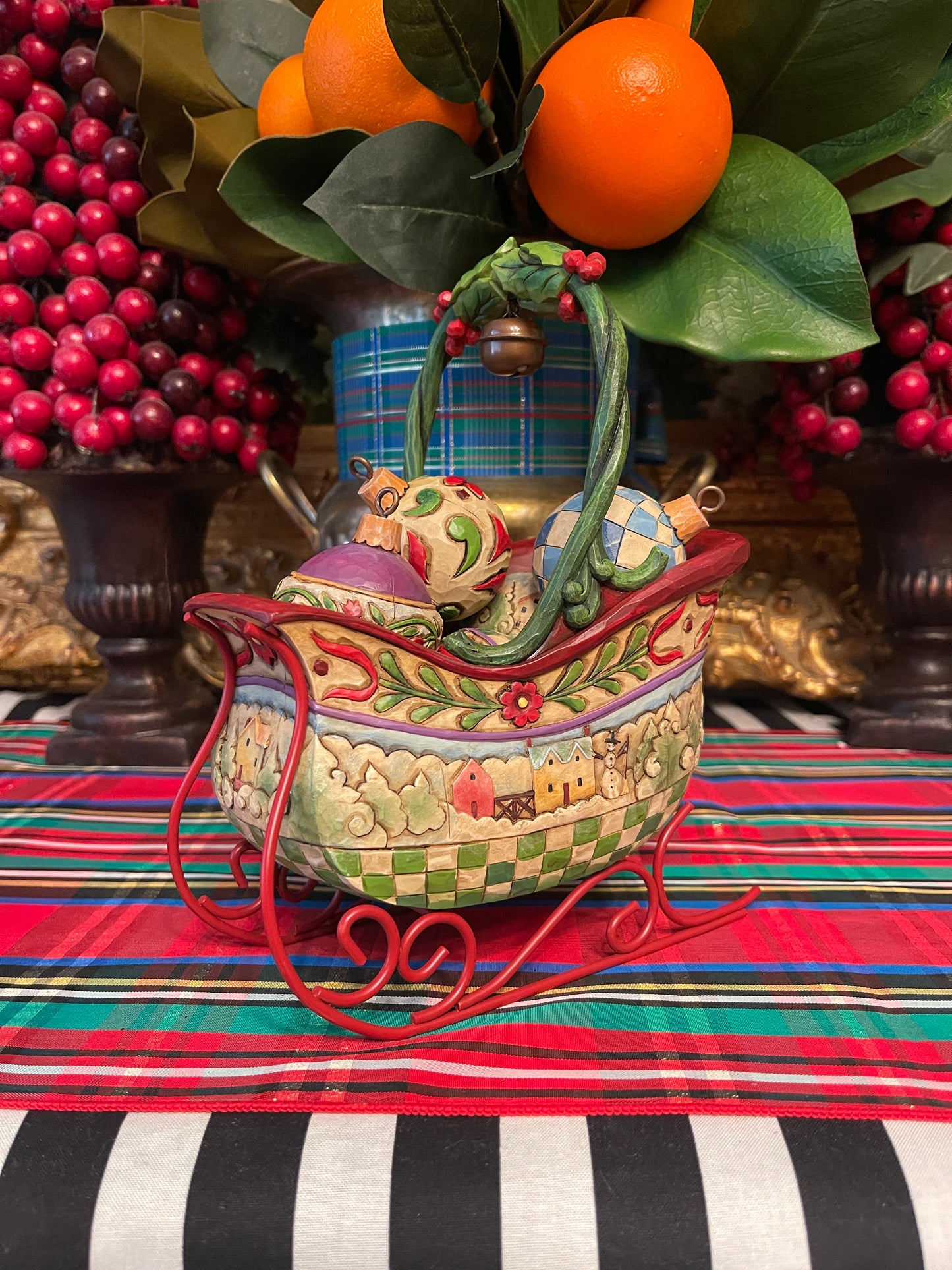 Jim Shore Sleigh Bells Ringing With 5 Ornaments, Pristine, Santa’s Sleigh with Ornaments,