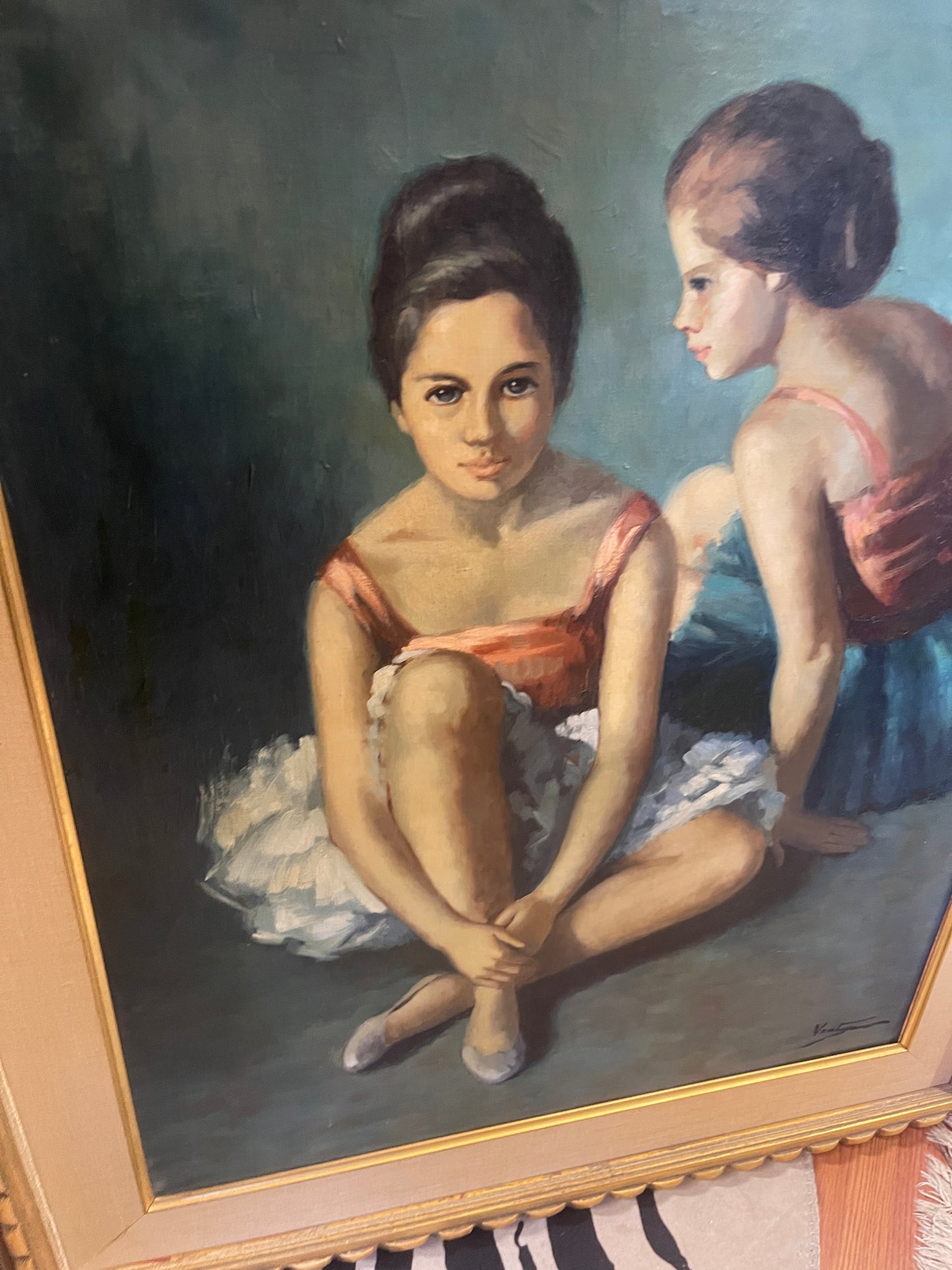 Young Dancers Sitting, Oil Painting on Canvas, Signed Ventage, Ballerina Art, Solid Wood Frame