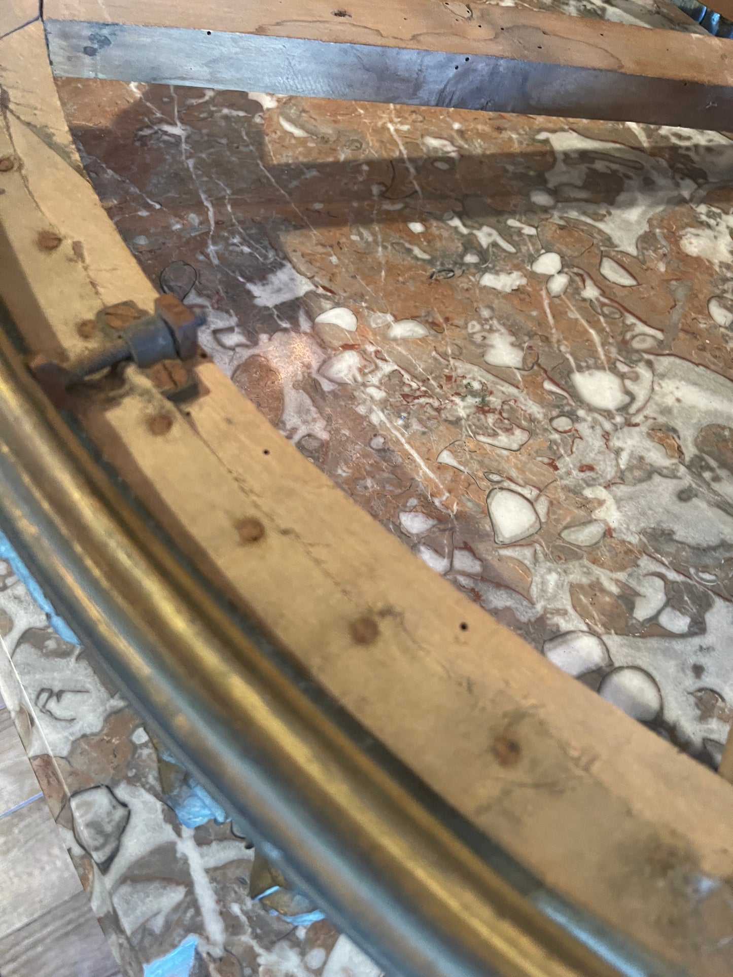 Antique French Bronze Crown Corner Mount with Floral Garland & Ribbon Detail – 19th Century Ormolu Architectural Salvage, Château-Style Decor Accent