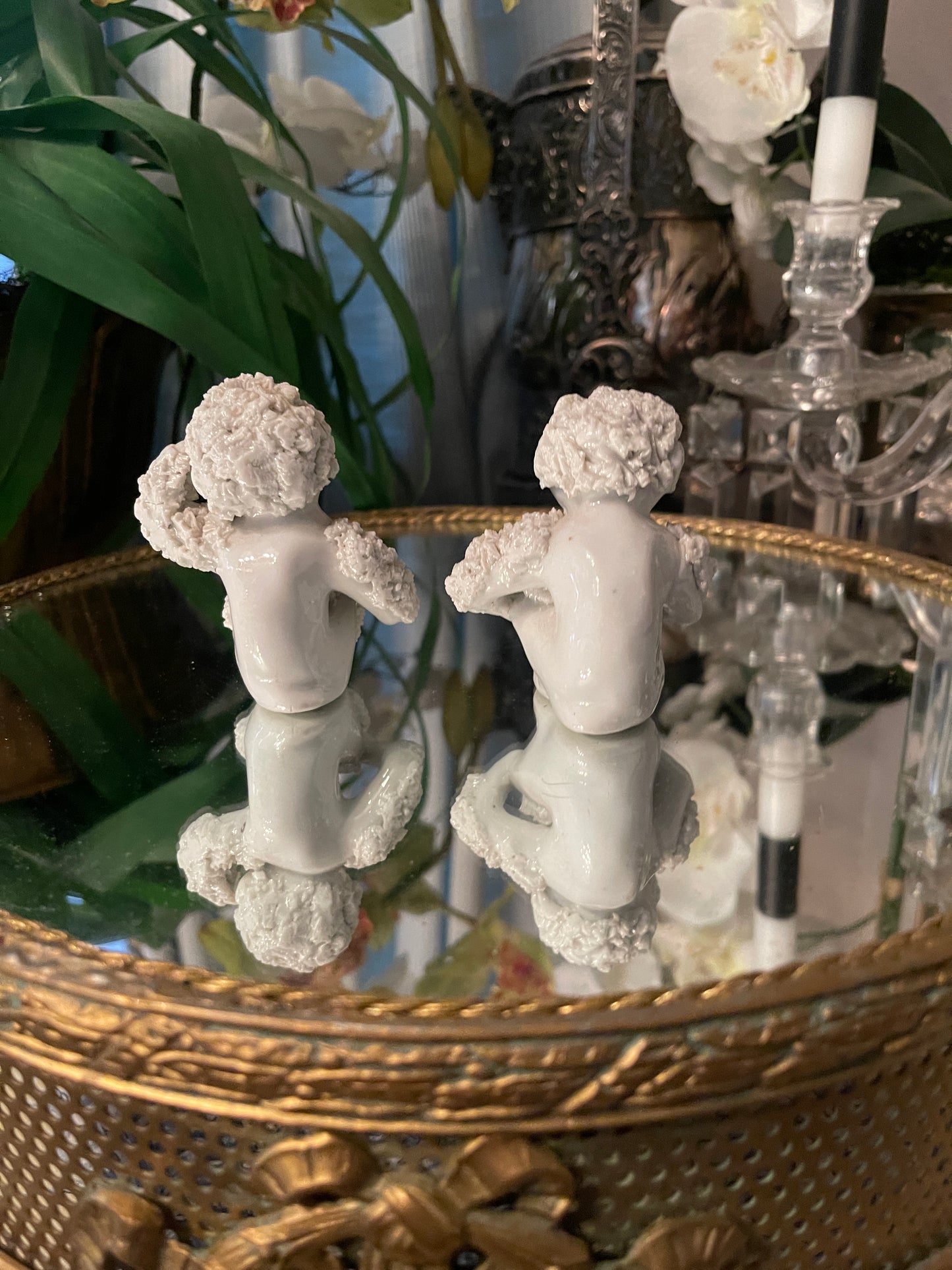 Vintage Spaghetti Confetti  Monkey Figurines,Made in Japan, Whimsical Mid-Century Round Top Find