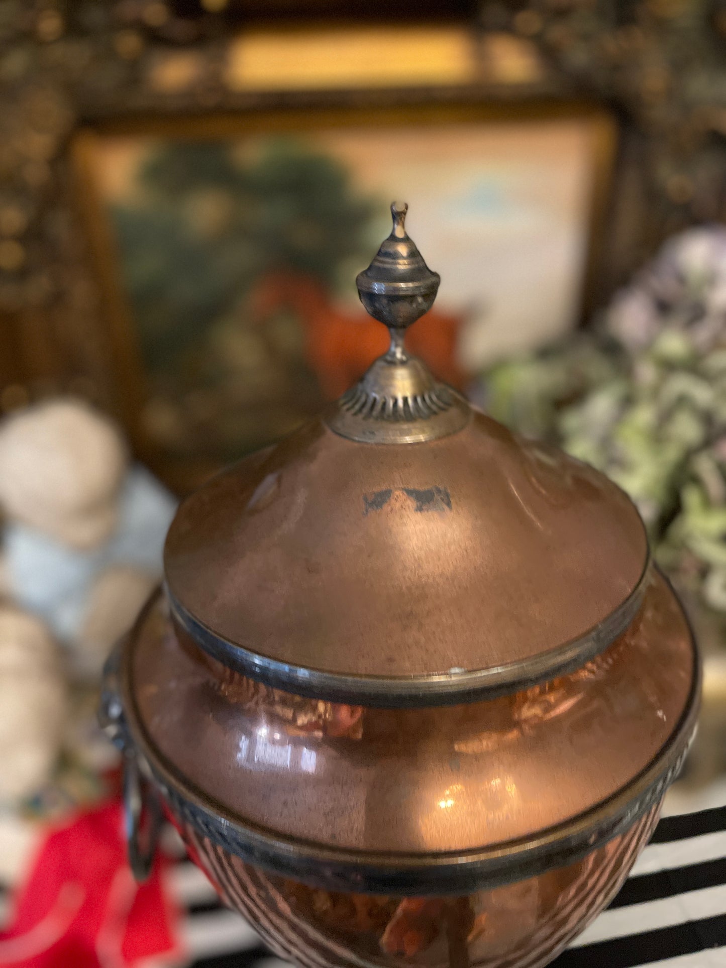 Adam Style Neoclassical Copper & Brass
Samovar with Lion Head Rings and Stepped Base