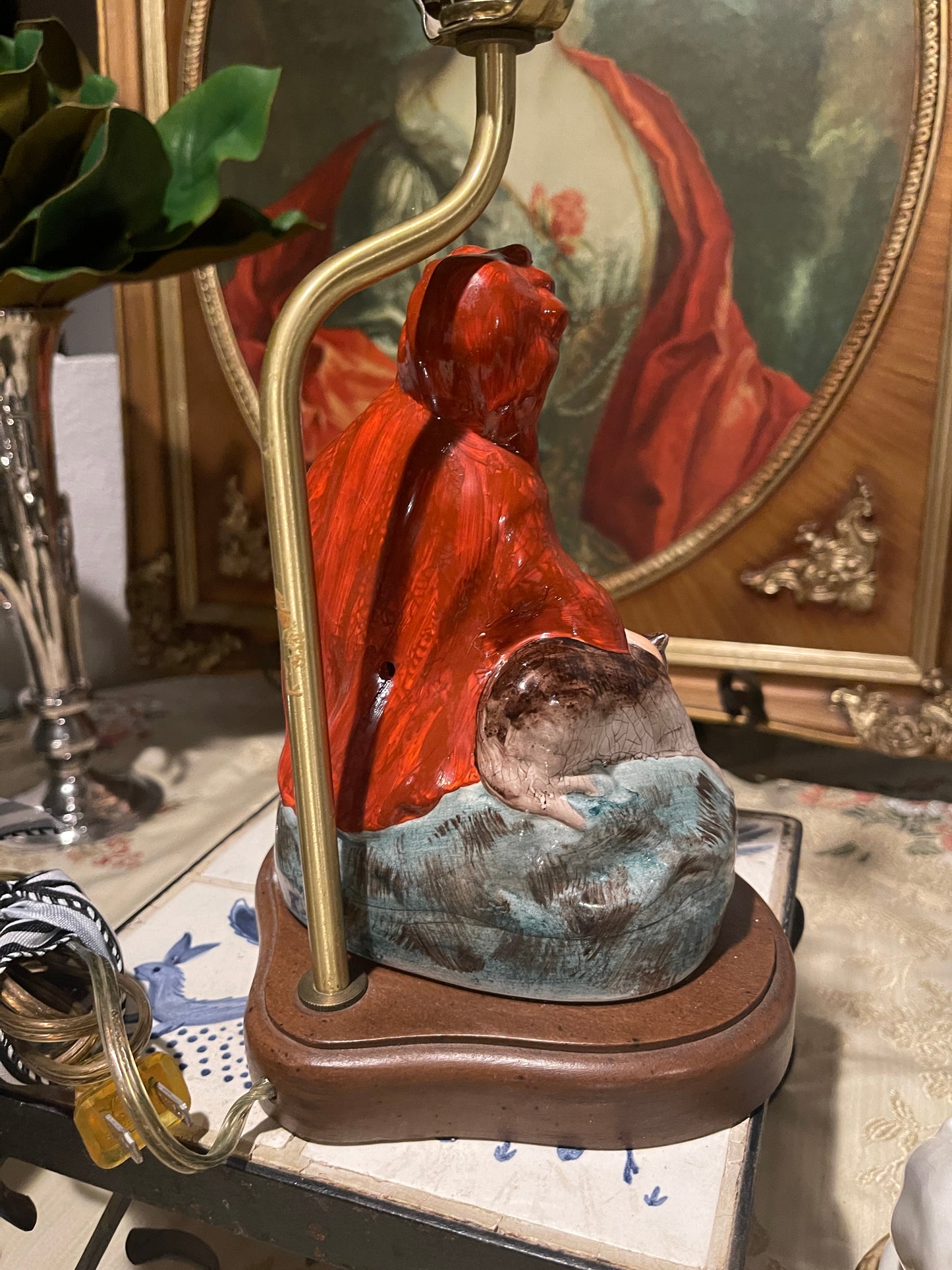 Red Riding Hood Staffordshire Lamp, Vintage English Decor