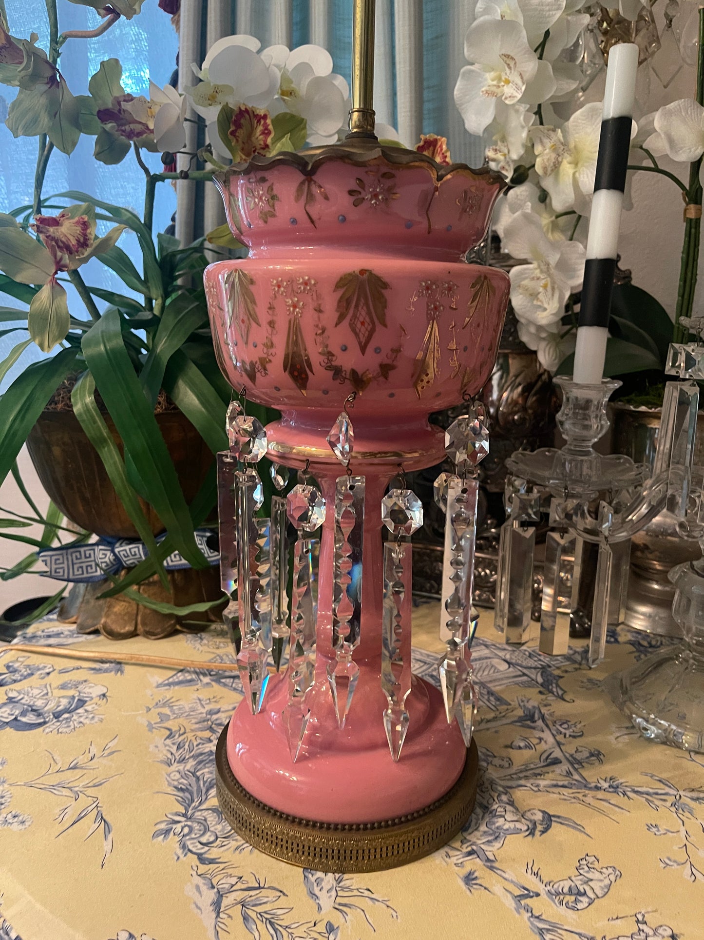 XL Antique Pink Lustre Telescopic Lamp with Crystal Prisms – Monte Vista Estate
