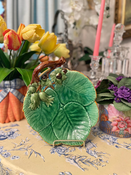 Mottahedeh Leaf Plate with Nuts, Made in Italy