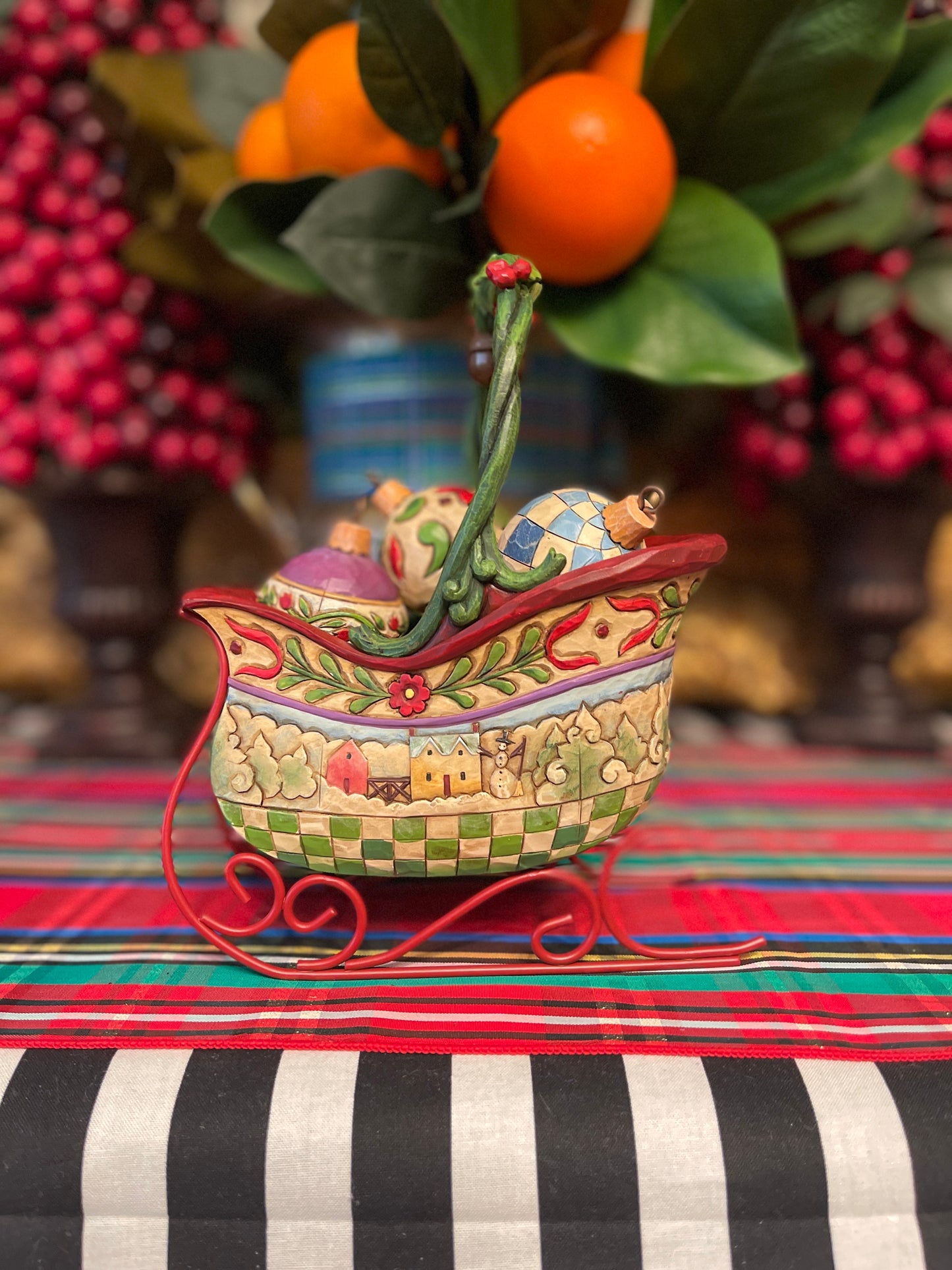 Jim Shore Sleigh Bells Ringing With 5 Ornaments, Pristine, Santa’s Sleigh with Ornaments,