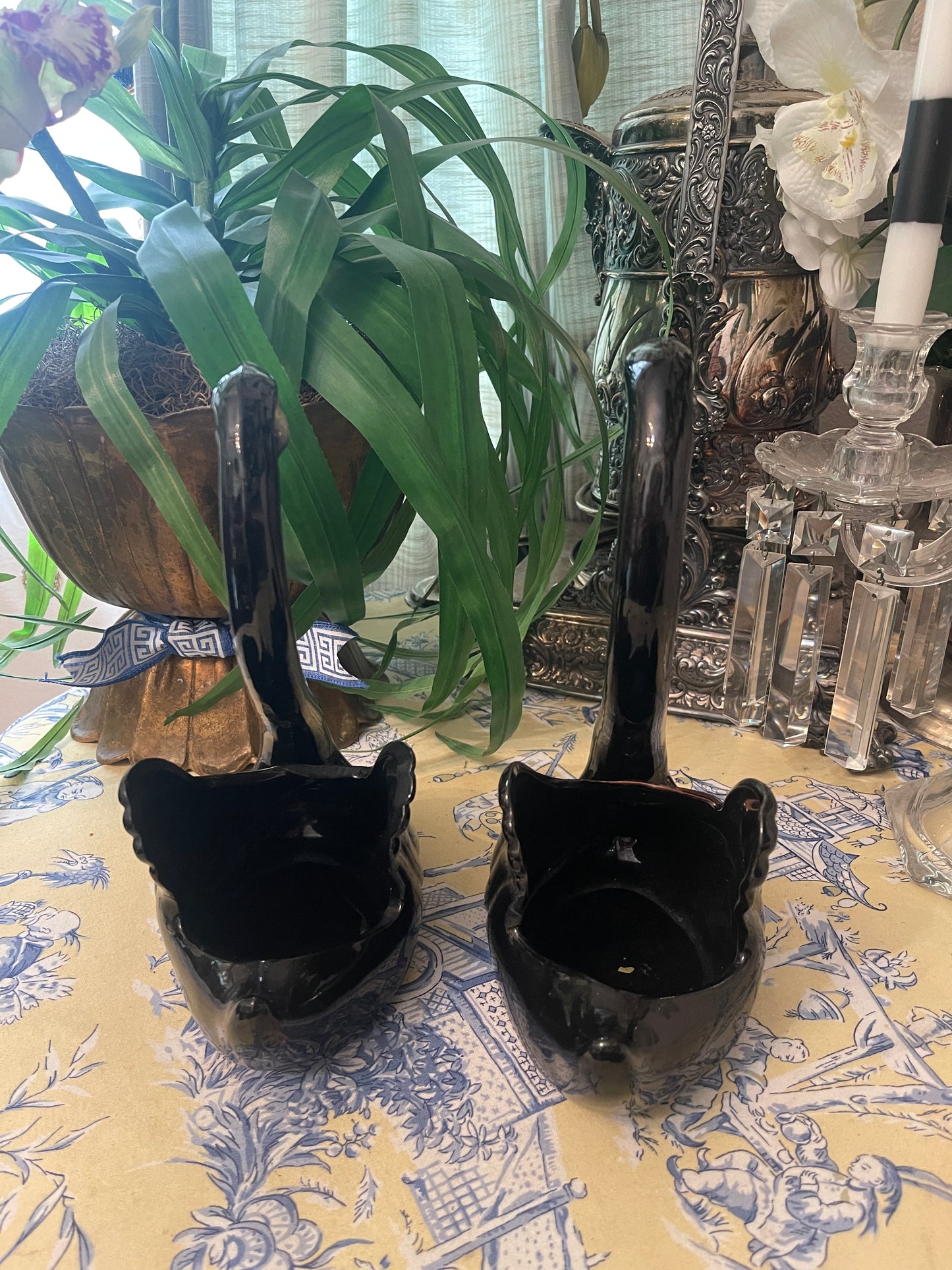Black Swan Cache Pot Planter Pair, Mid 20th Century, Maddox Pottery