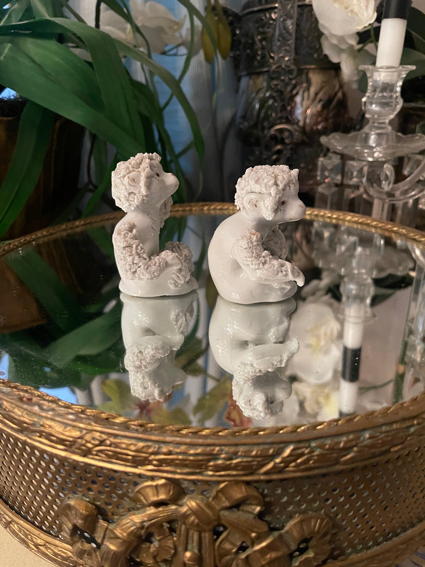 Vintage Spaghetti Confetti  Monkey Figurines,Made in Japan, Whimsical Mid-Century Round Top Find