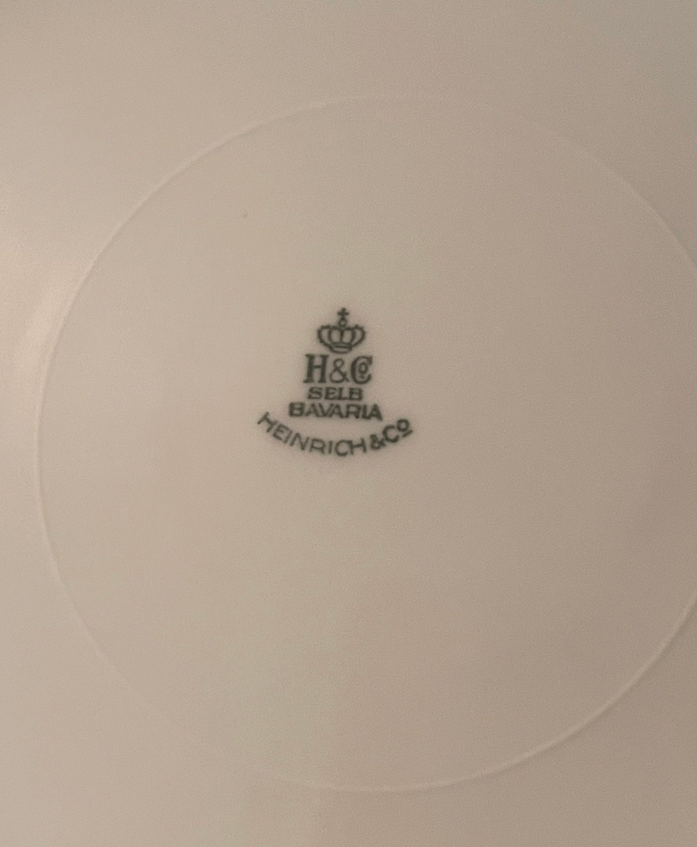 H&C Heinrich & Co Selb Bavaria 24kt Gold Embossed 11” Charger/Dinner Plates, Sold in Pairs
