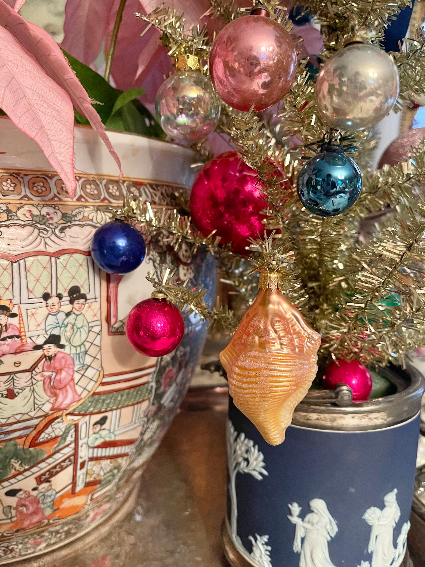 Conch Shell Ornaments by Kurt Adler, Vintage Set of Four Handblown Glass, Original Box