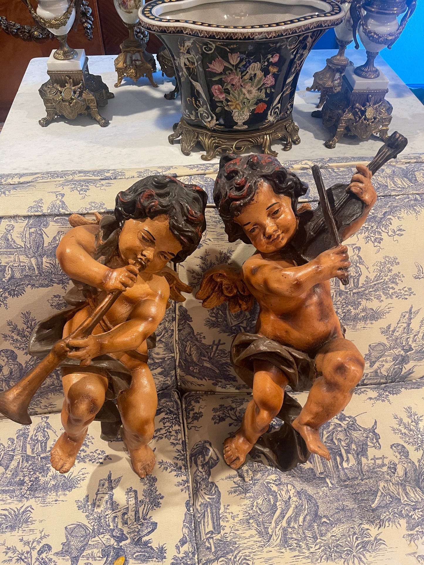 Vintage Italian Baroque-Style Cherub Musicians – Hand-Crafted and Painted Putti Figures, Mid-20th Century