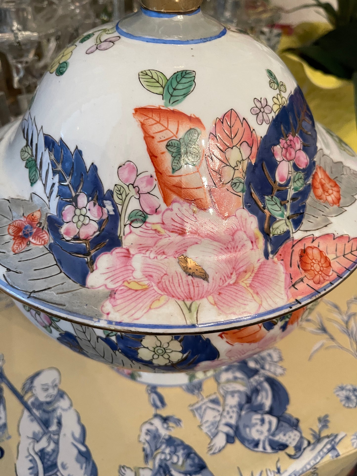 Vintage Tobacco Leaf Lidded Tureen, Gilt Lion Head Accents