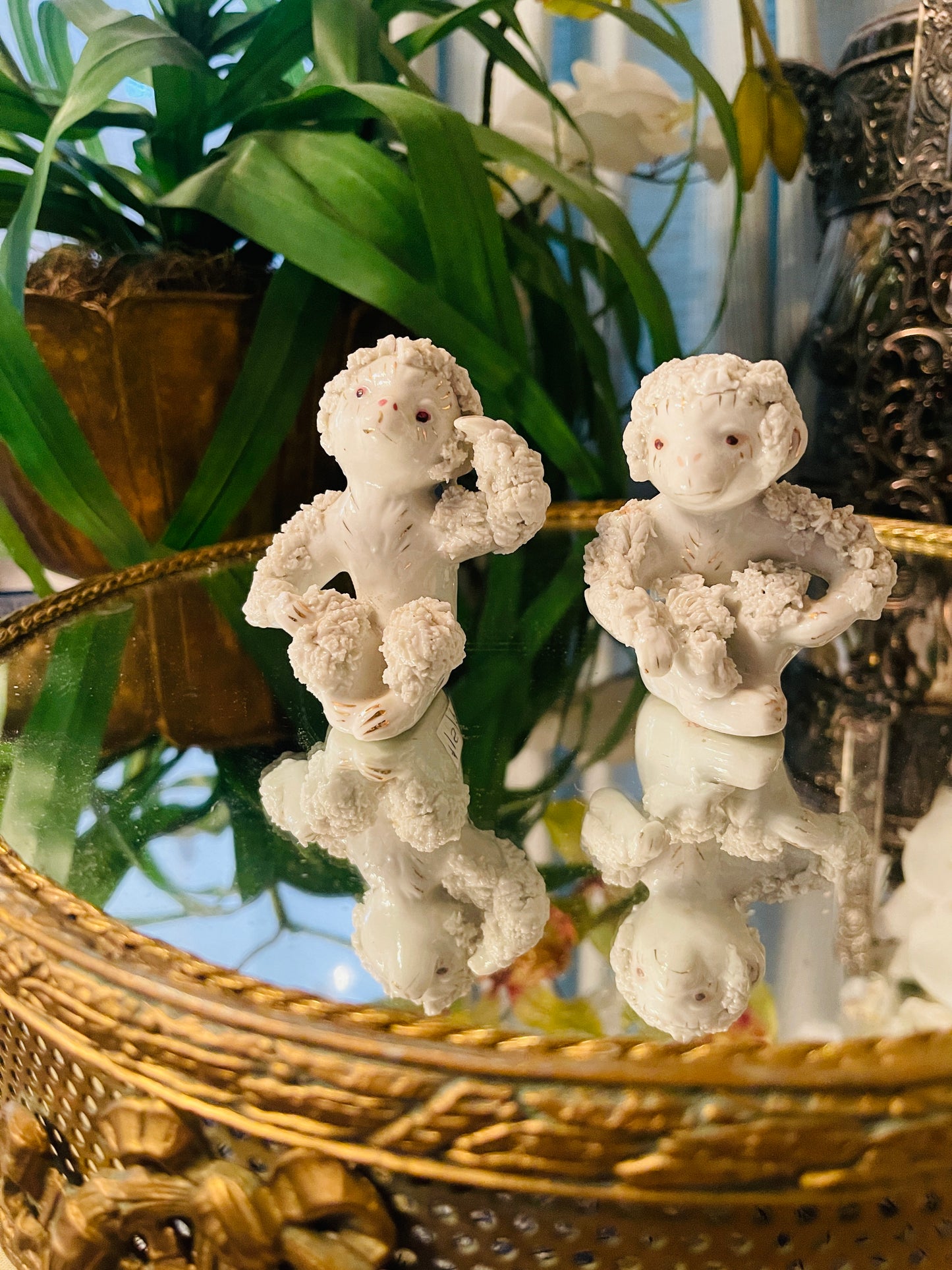 Vintage Spaghetti Confetti  Monkey Figurines,Made in Japan, Whimsical Mid-Century Round Top Find