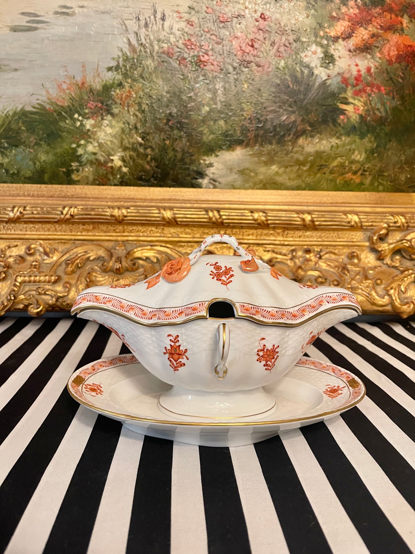 Unique Herend Rust Chinese Bouquet Gravy Boat/Saucier Dish with Attached Under Plate and Lid