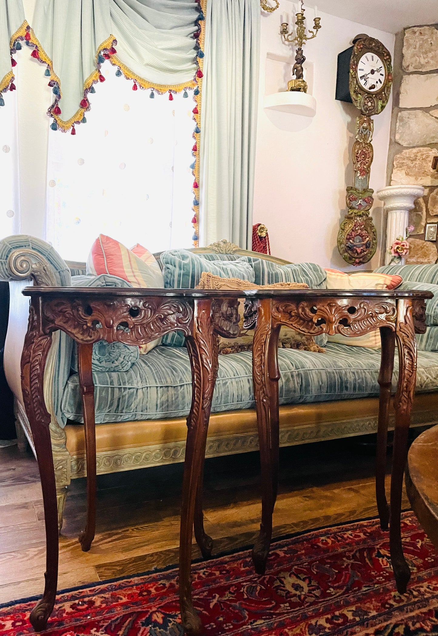 Vintage Italian Burl Wood Inlay Side Tables with Cabriole Legs, Pair