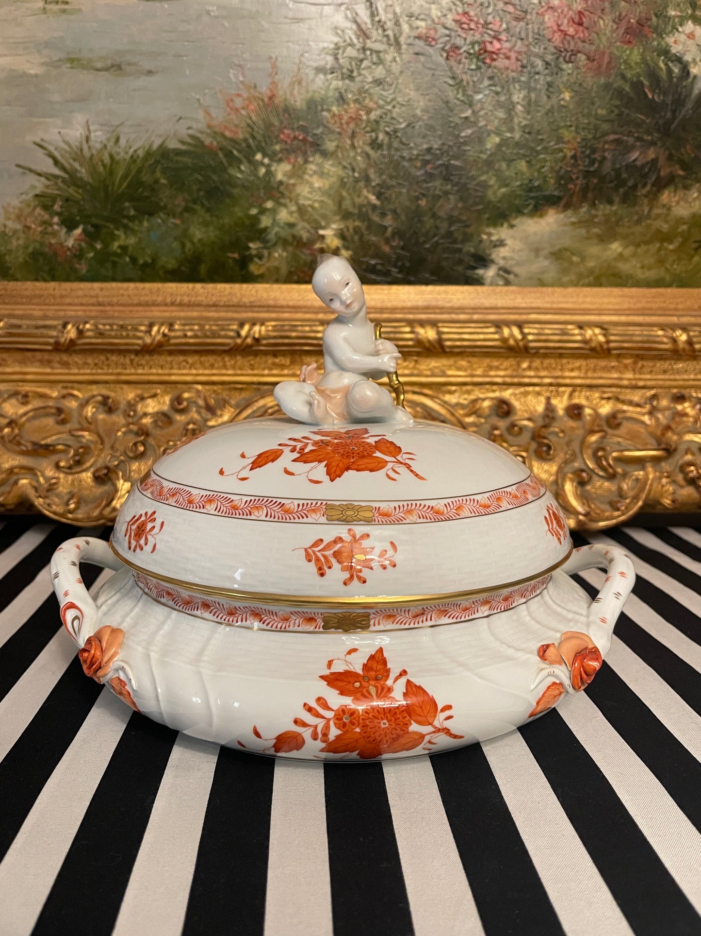 Herend Chinese Bouquet Figural Tureen
