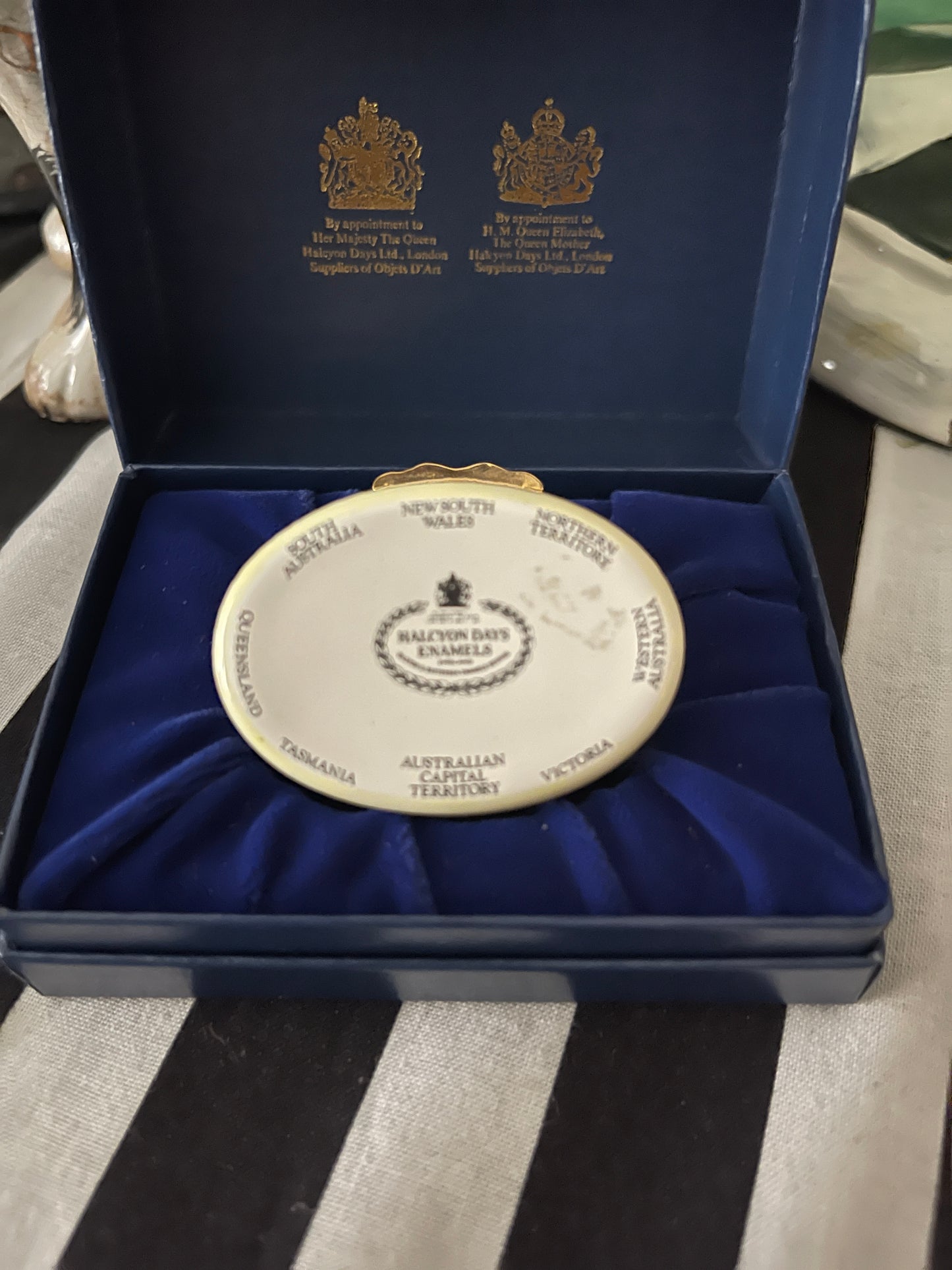 Halcyon Days Enameled Box Commemorating the Australian Bicentenary 1788 -1988 , Made in England, Original Box