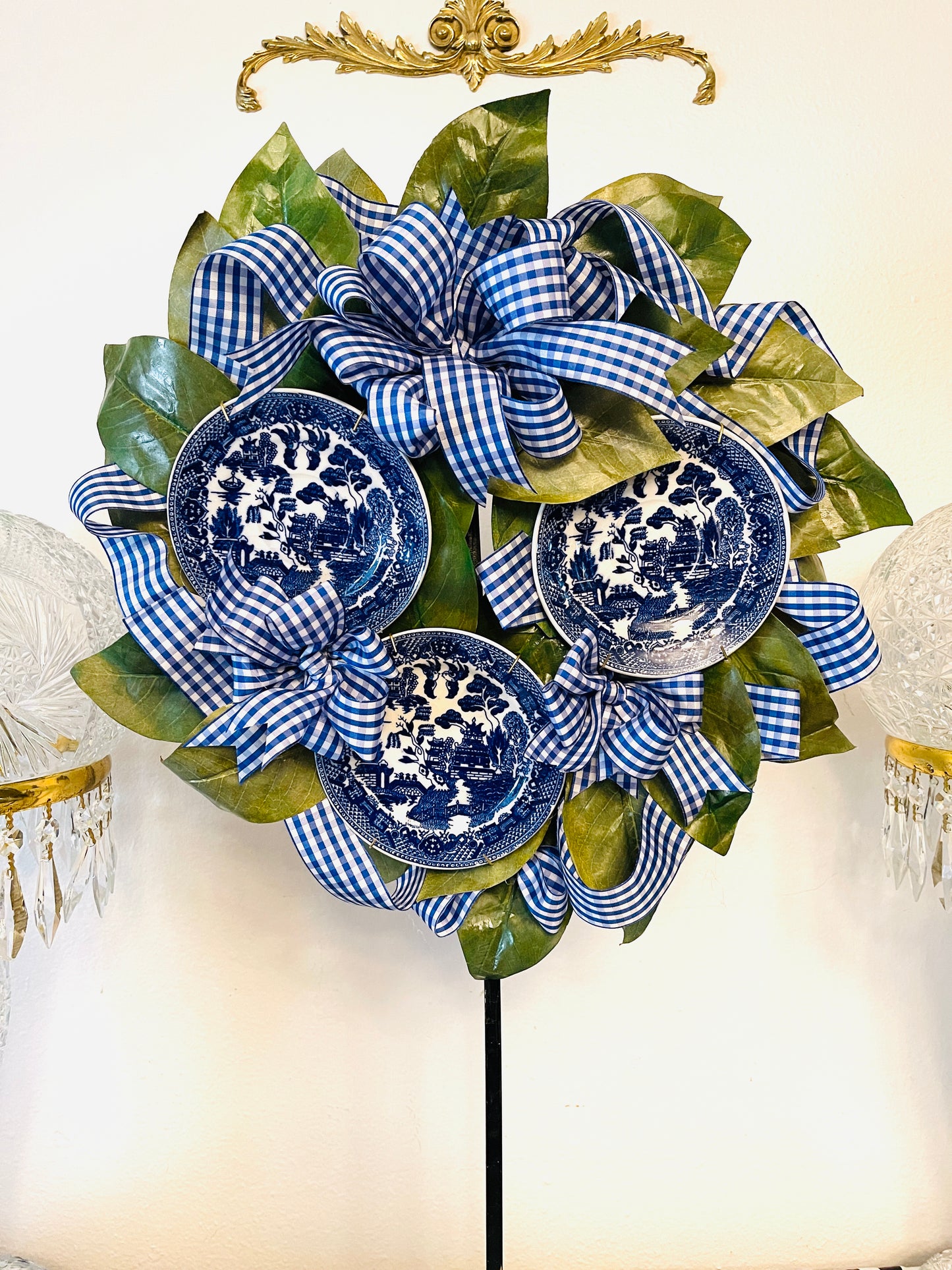 Magnolia Willow Wreath with Taffeta Ribbon, Blue Willow Plate Wreath