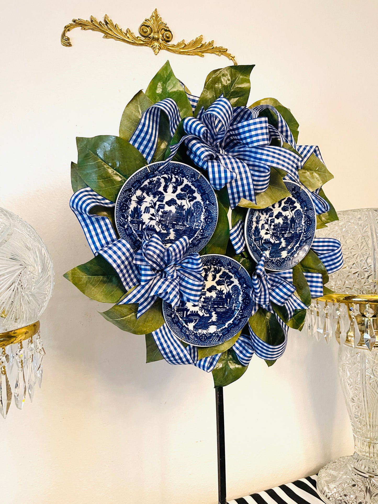 Magnolia Willow Wreath with Taffeta Ribbon, Blue Willow Plate Wreath