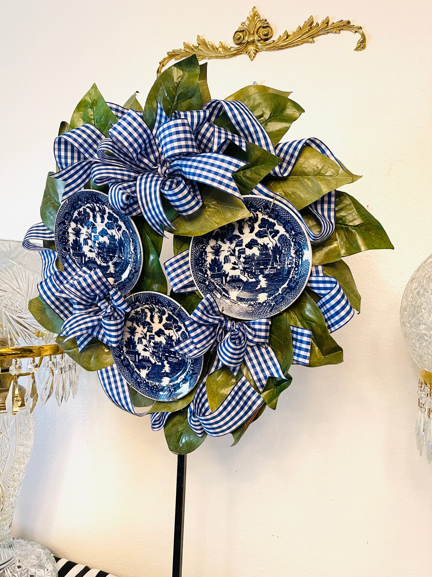 Magnolia Willow Wreath with Taffeta Ribbon, Blue Willow Plate Wreath