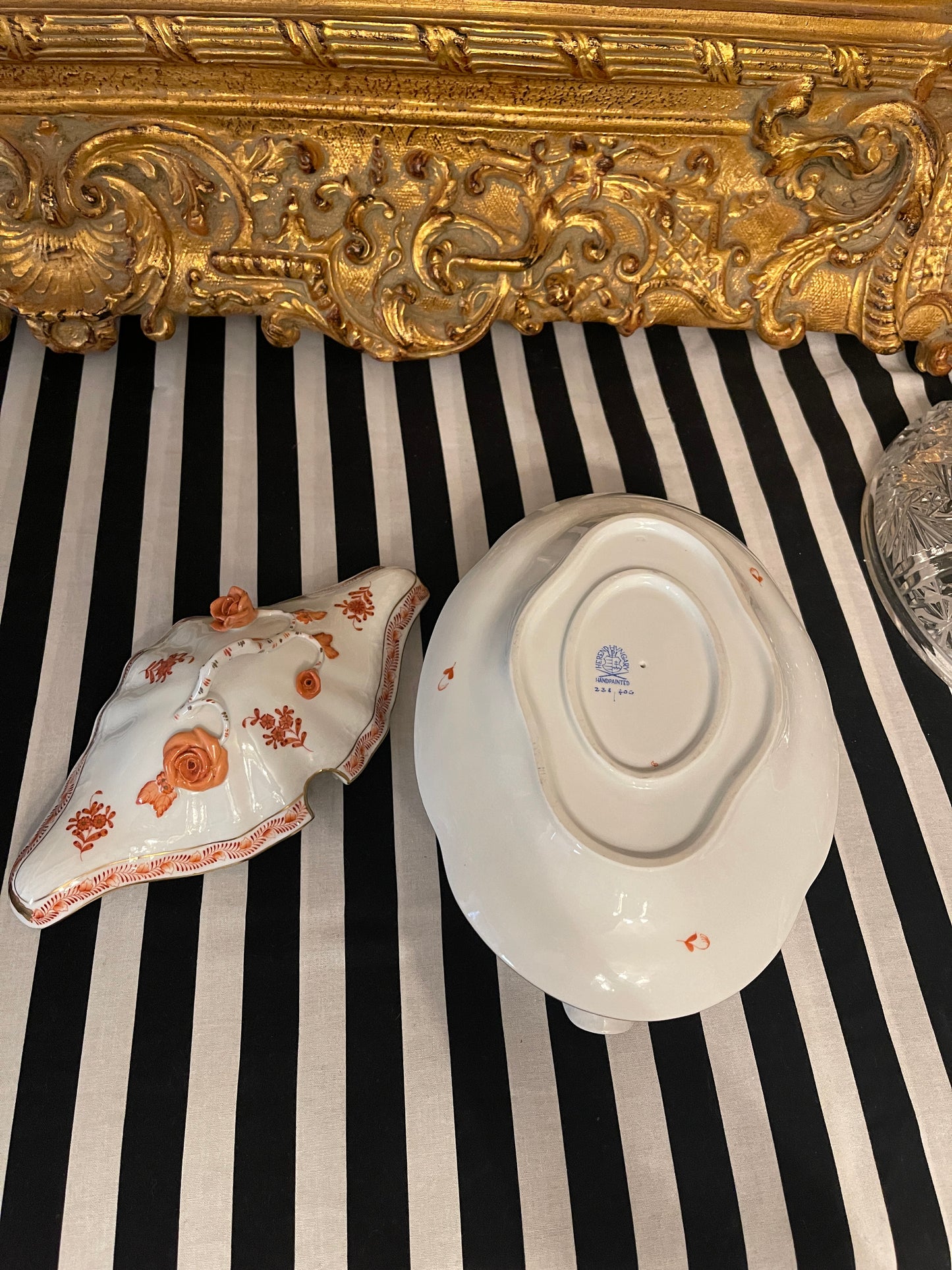 Unique Herend Rust Chinese Bouquet Gravy Boat/Saucier Dish with Attached Under Plate and Lid