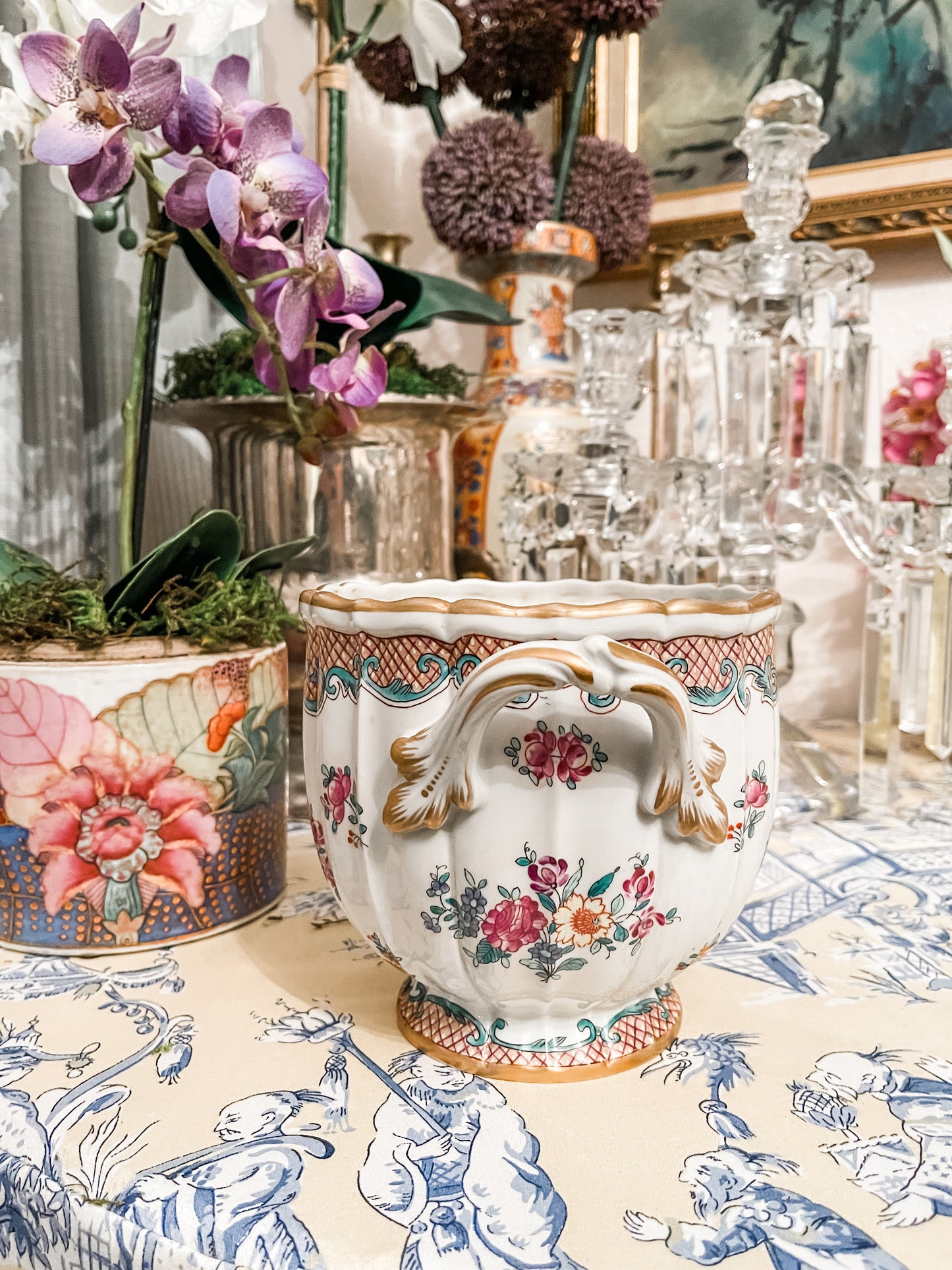 Vintage French Porcelain Cachepot Made exclusively for Neiman Marcus, Hand Painted, Porcelain de Paris