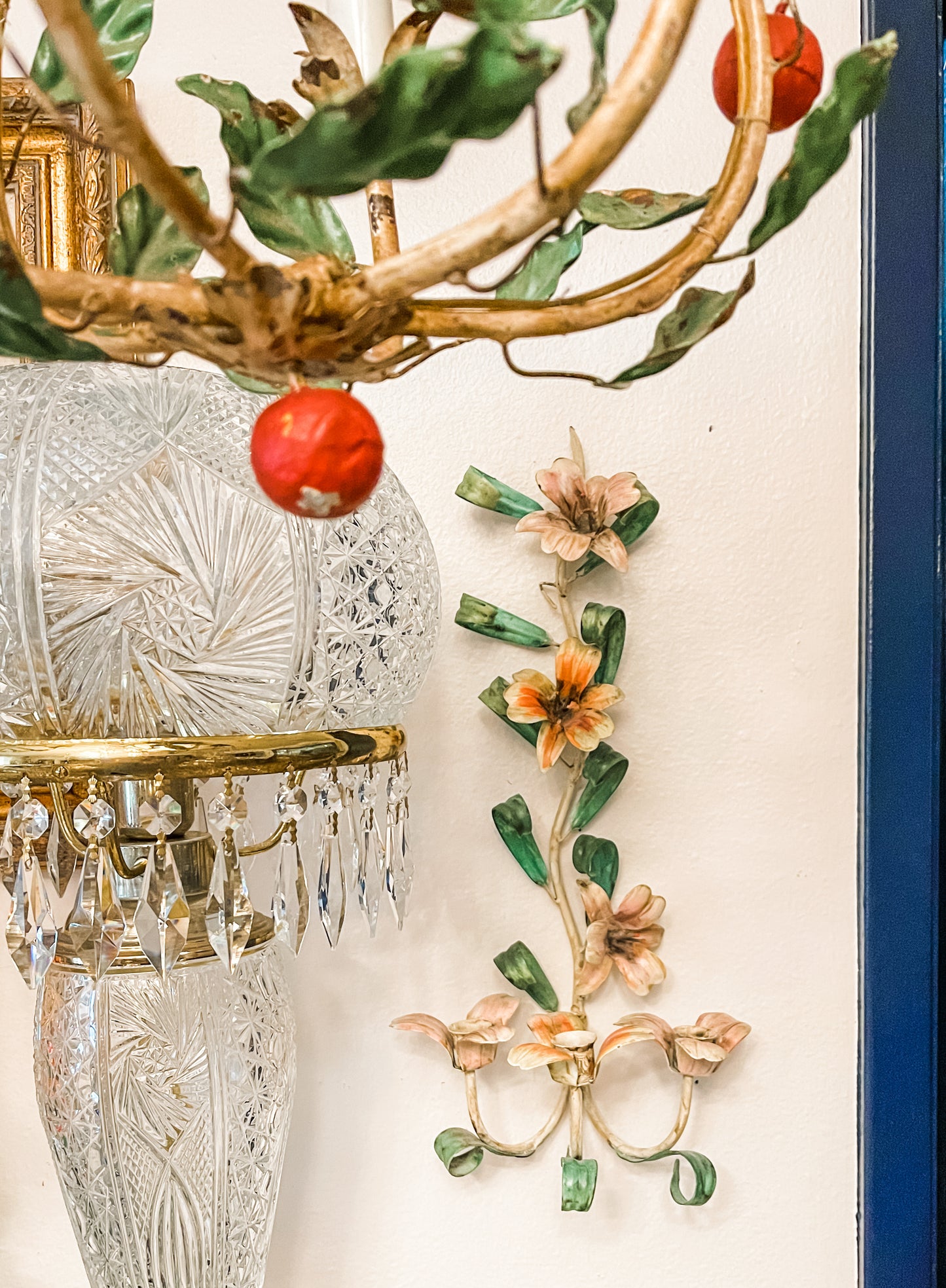 Vintage Italian Tole Flower Sconce,Shabby Chic Wall Sconce