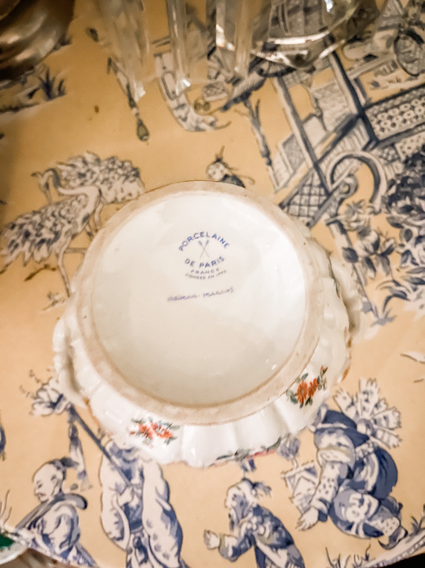 Vintage French Porcelain Cachepot Made exclusively for Neiman Marcus, Hand Painted, Porcelain de Paris