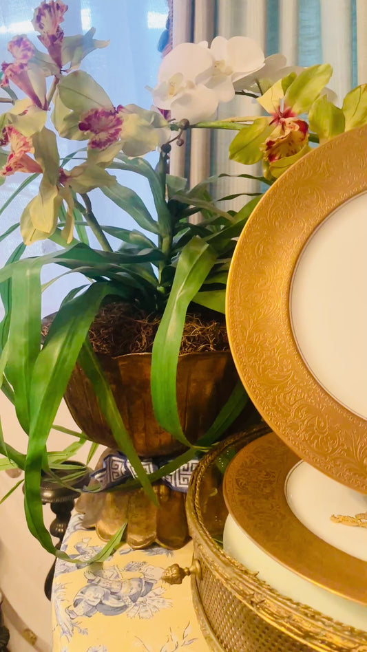 H&C Heinrich & Co Selb Bavaria 24kt Gold Embossed 11” Charger/Dinner Plates, Sold in Pairs