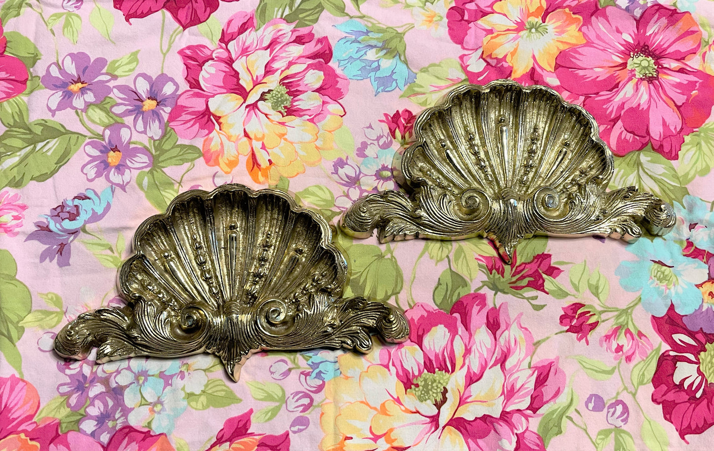 Brass Clam Shell Wall Hanging, Vintage