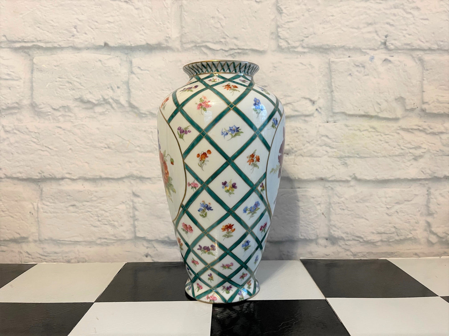 Italian Elios Hand-Painted Vase, Vintage Italian Porcelain Vase, Tabletop Decor