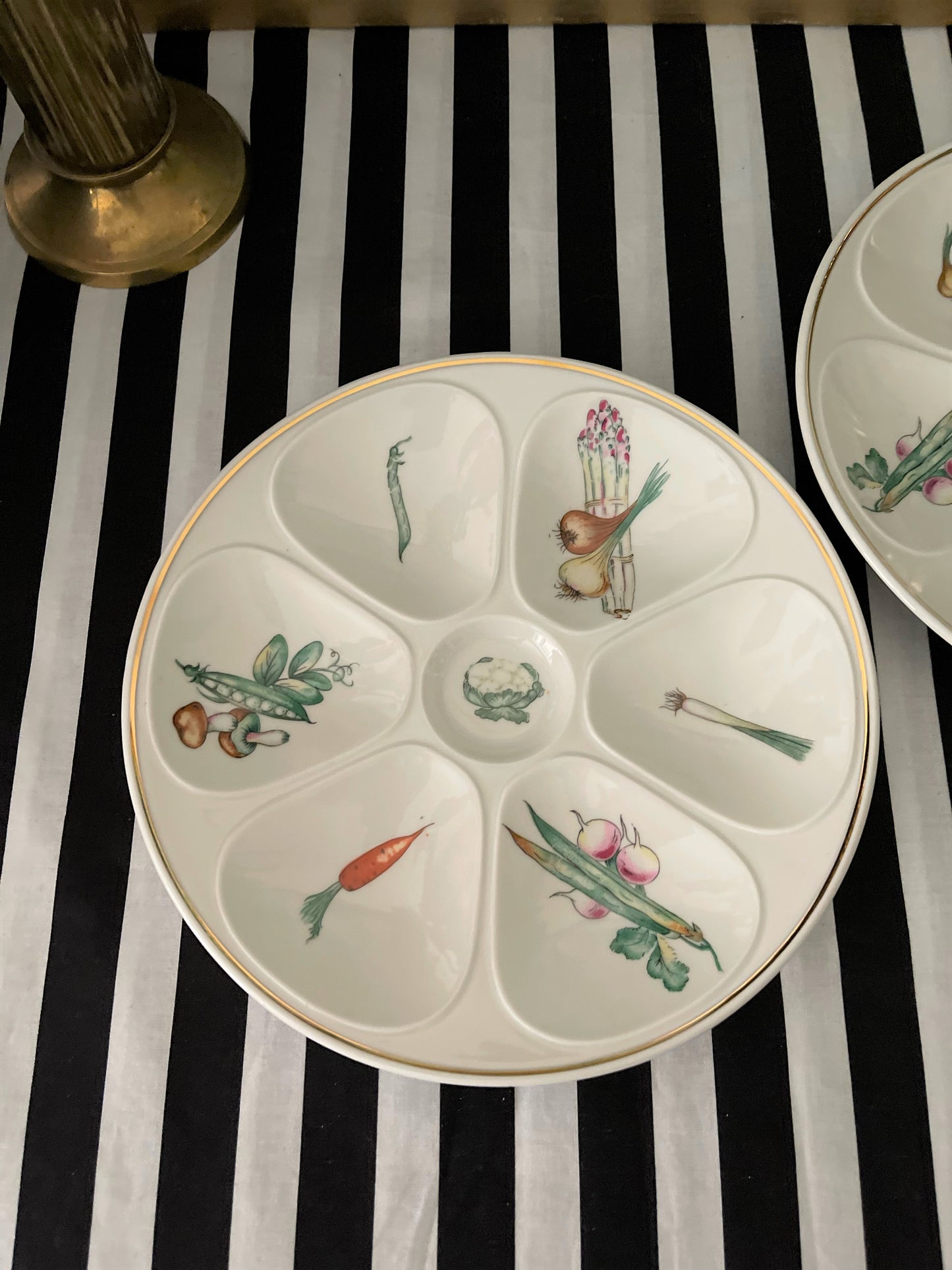 Louis Lourioux Le Foune Oyster Plates, French Oyster Plates, Set of Two Oyster Plates, Cauliflower Set