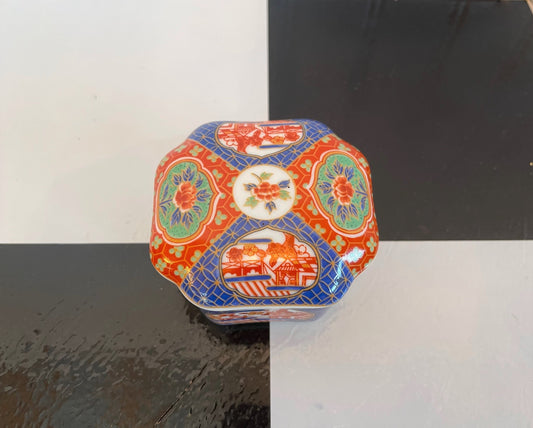 Imari Style Lidded Dish/Trinket Box
