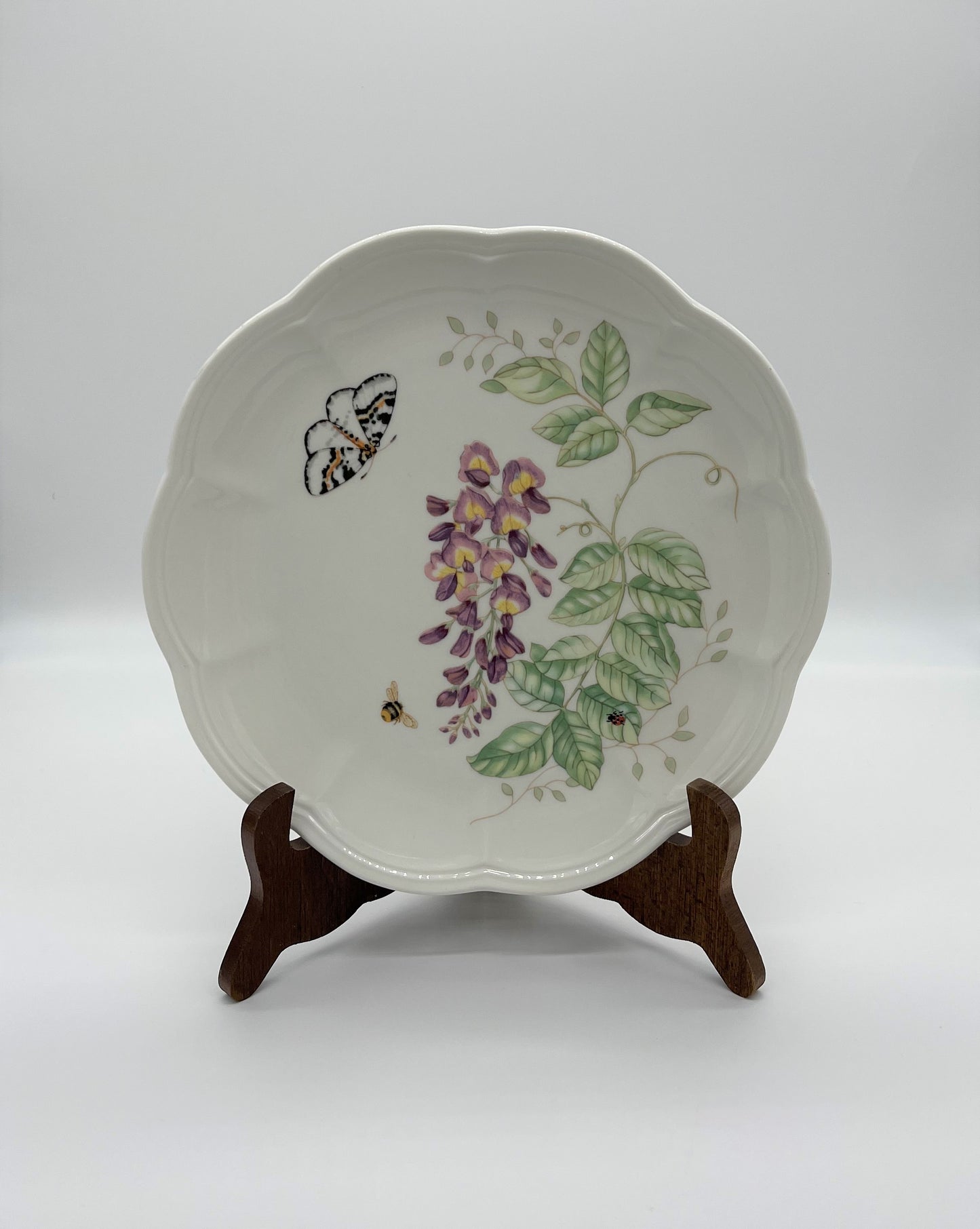 Lenox Butterfly Meadows Plate - Eastern Tailed Blue - Wisteria