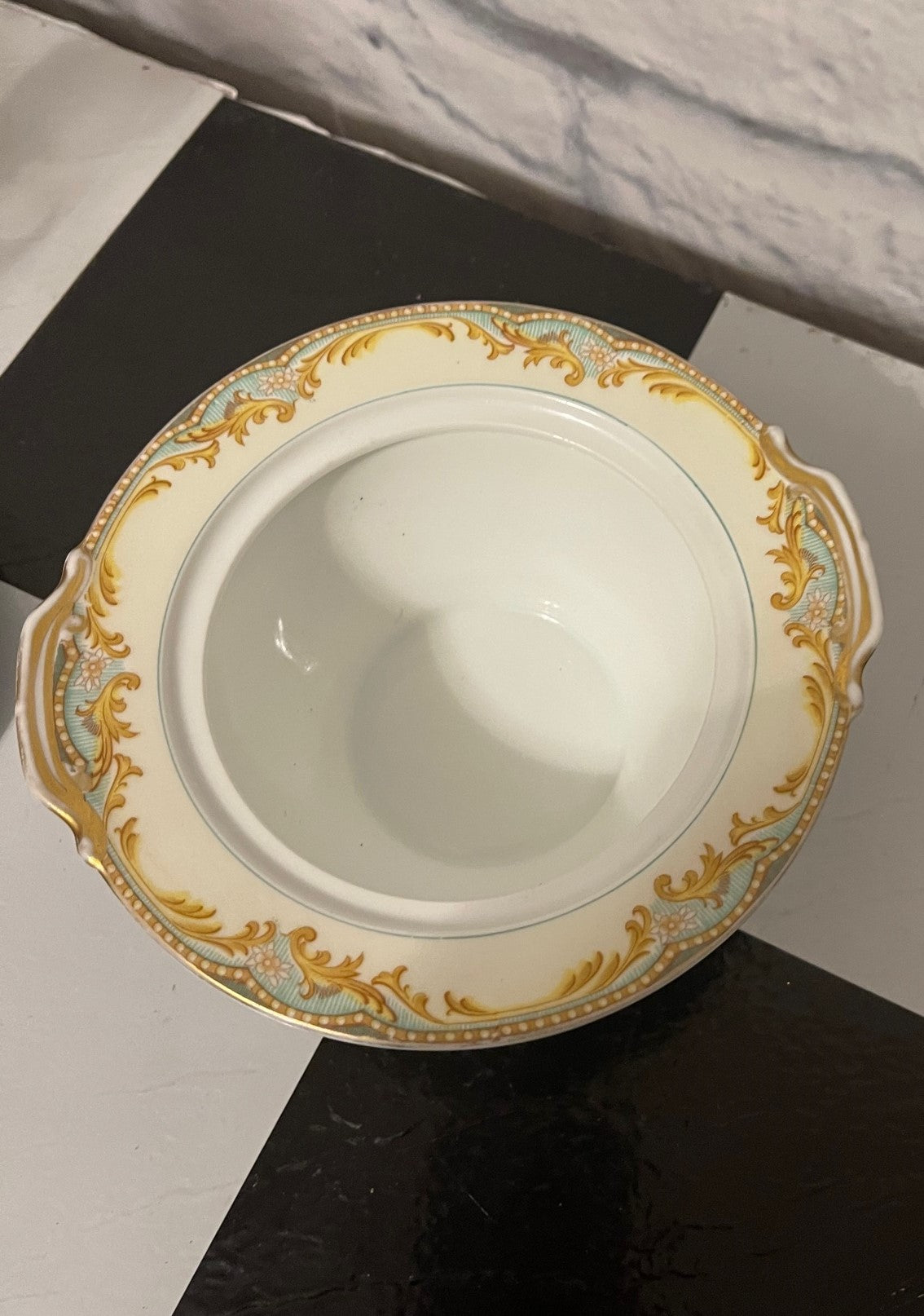 Noritake Lidded Dish - Milroy Pattern