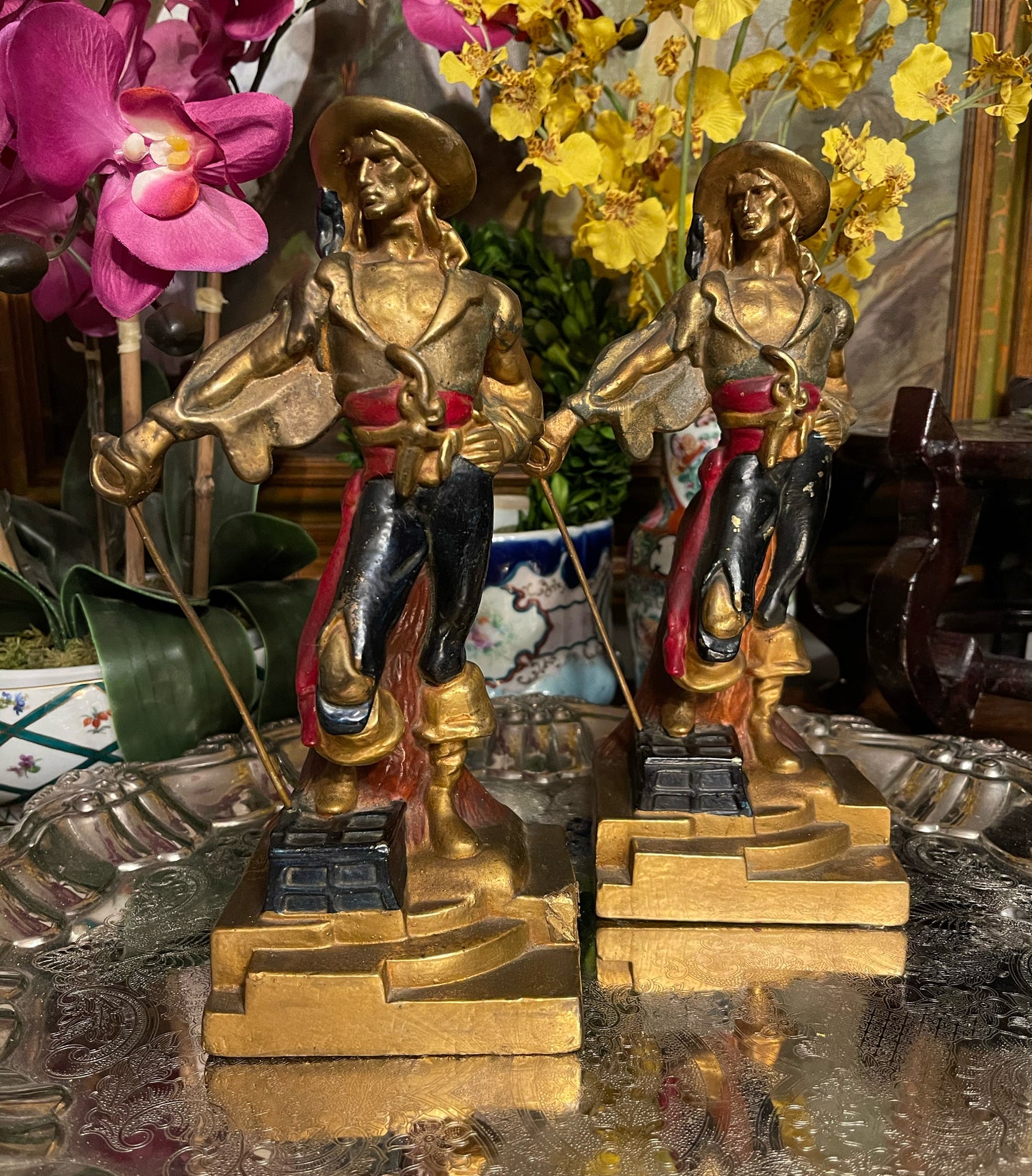 Vintage Armor Bronze Swashbuckler/Pirate Bookends