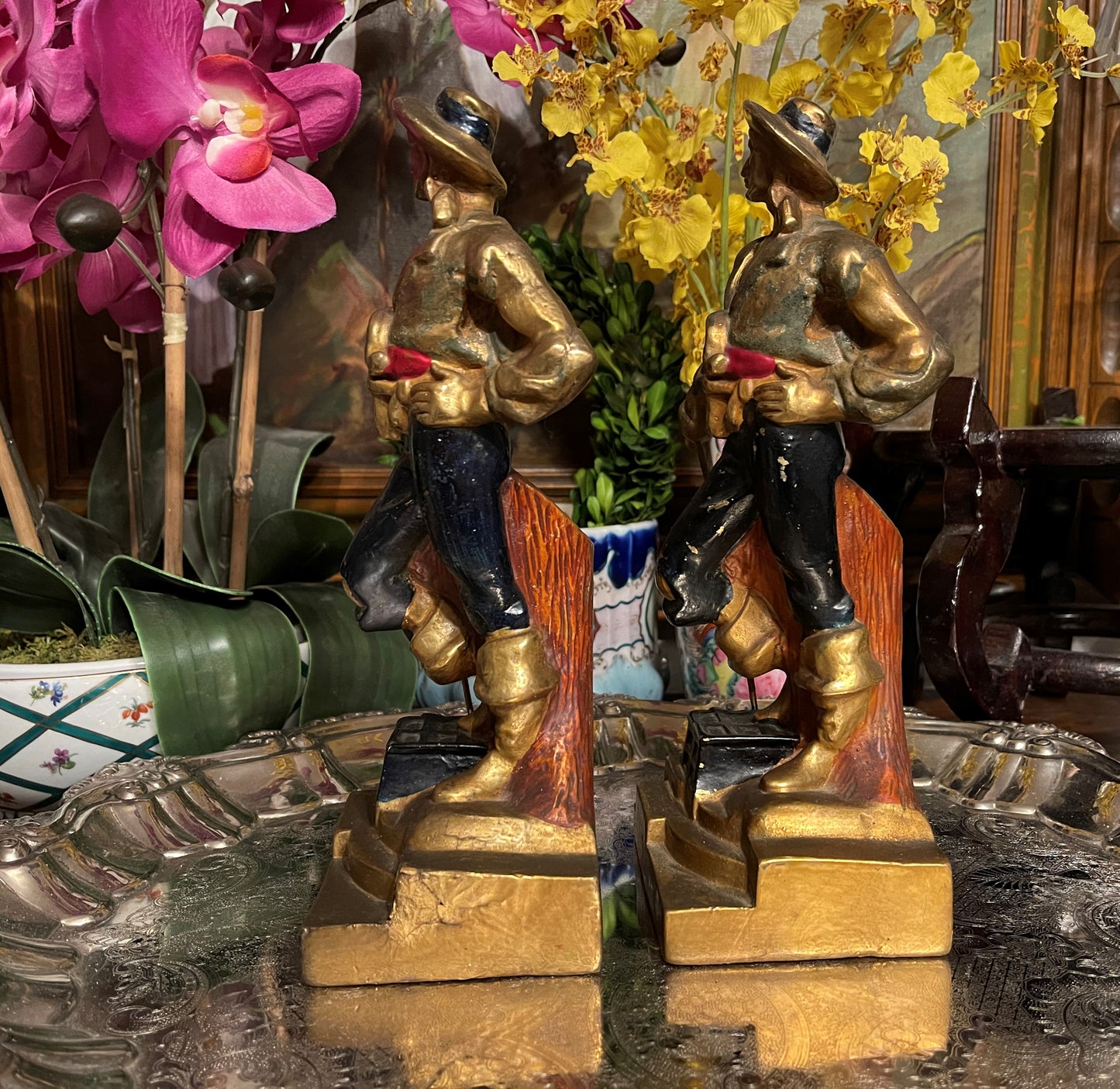 Vintage Armor Bronze Swashbuckler/Pirate Bookends