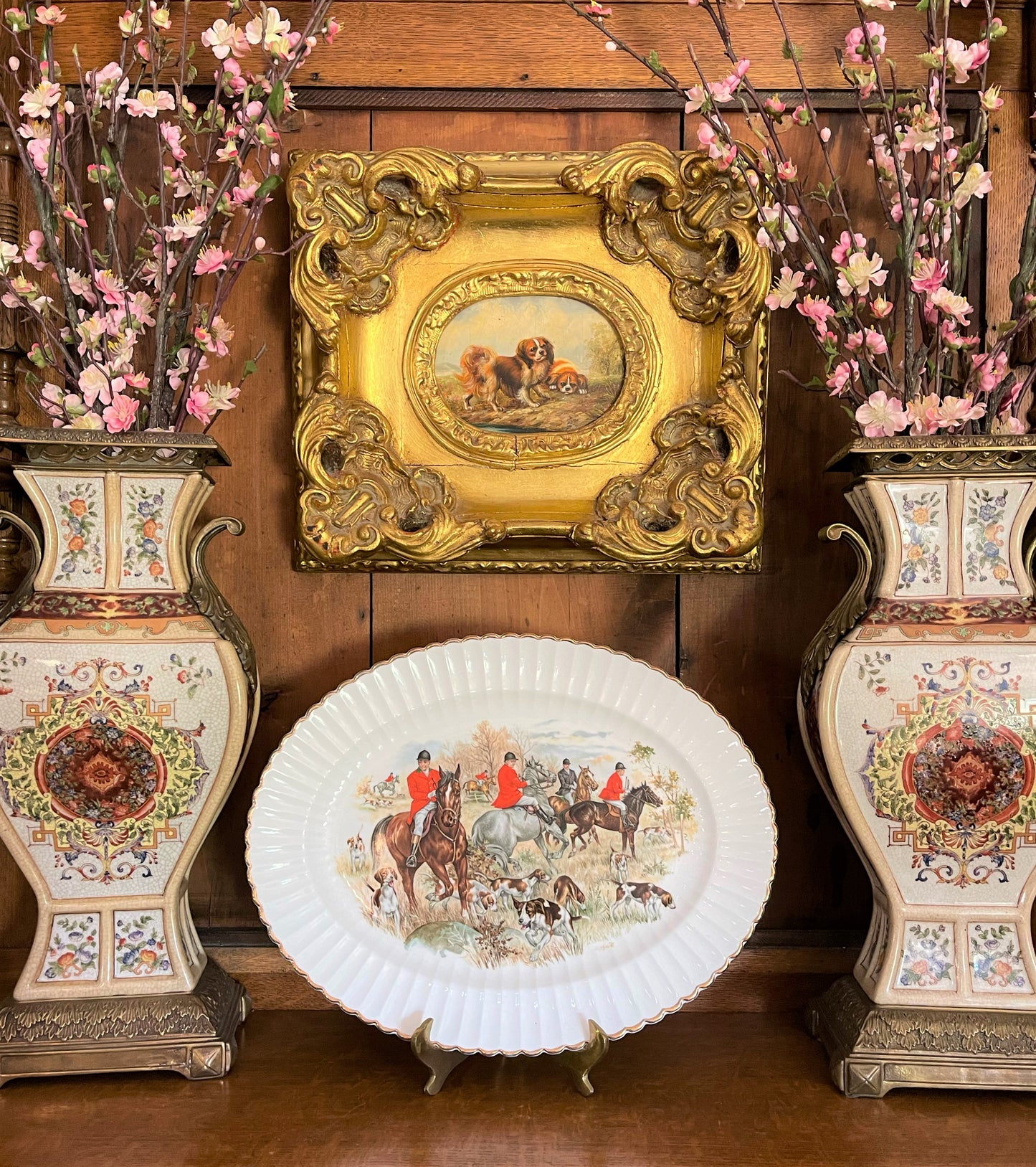 Cavalier King Charles Spaniels Oil Painting on Board in Ornate Gold Gilt Frame, Vintage