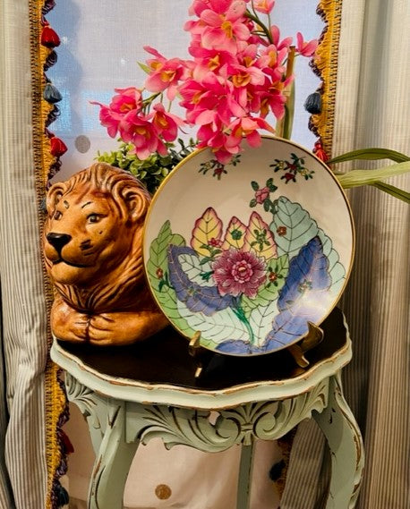 TobaccoLeaf Bowl ensconced in Brass, Lovely Home Decor, Vibrant Colors, Grandmillennial Favorite
