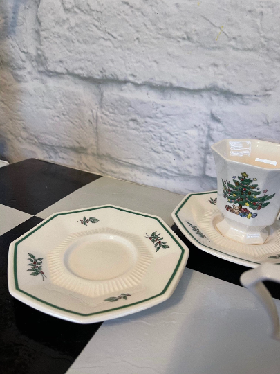 Set of Four Nikko Holiday Cups & Saucers, Vintage Christmas China