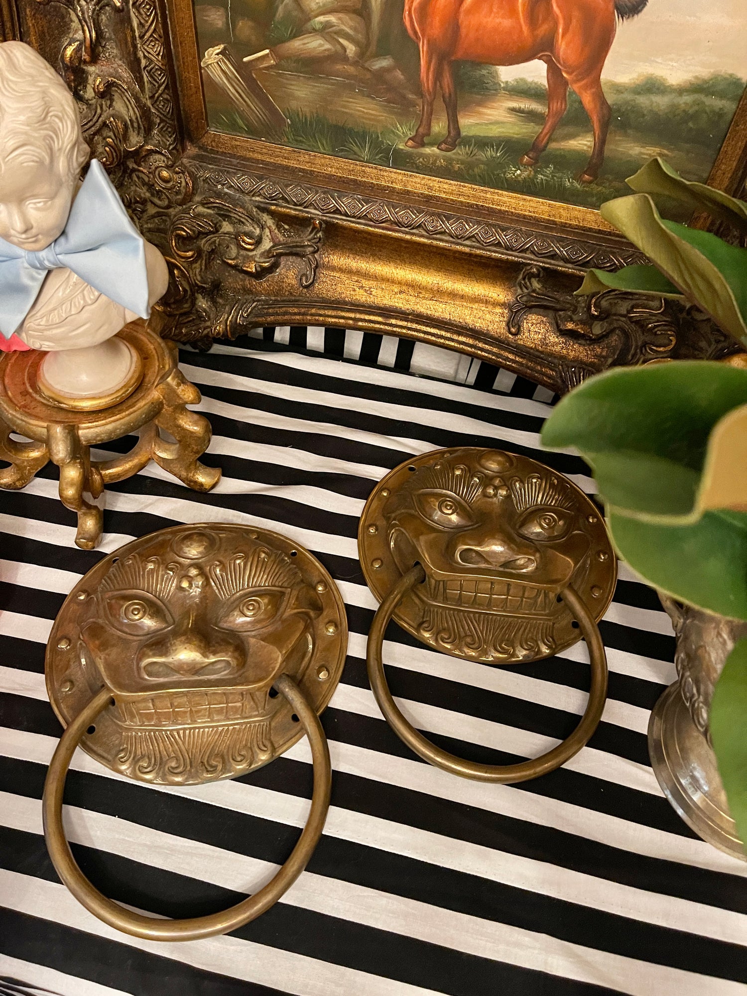 Architectural Pieces/Hardware/Wallpaper