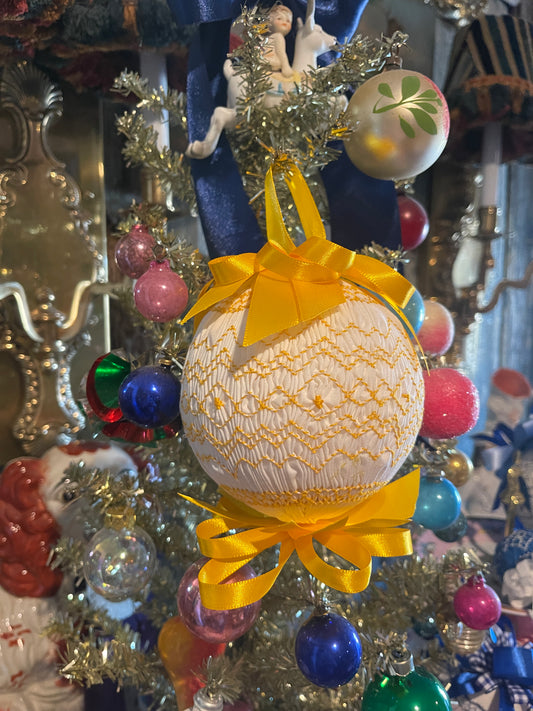 4” Yellow and White Vintage Smocked Christmas Ornament