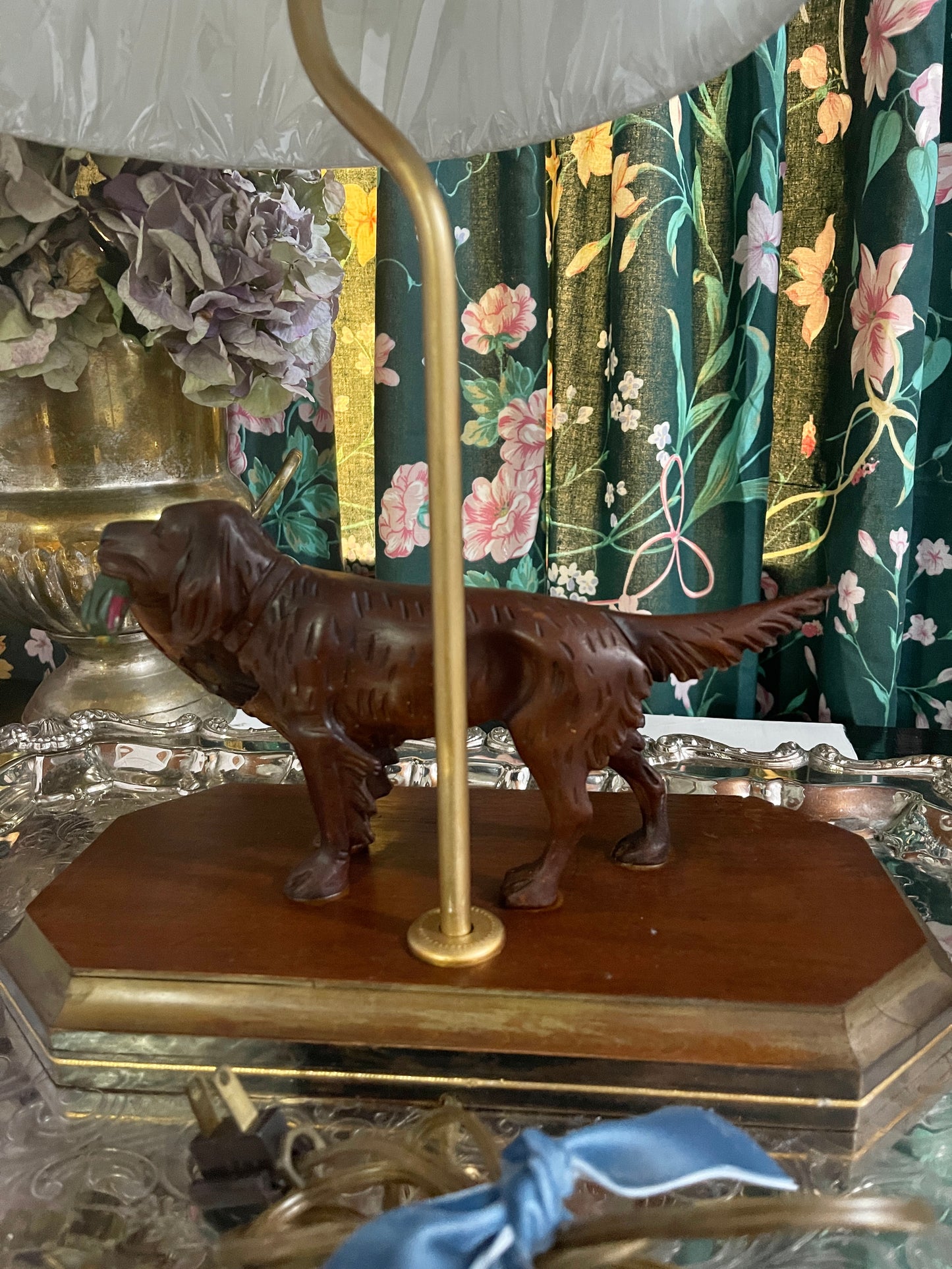 Vintage English Setter with Pheasant Hunting Dog Lamp with Light Sage Striped Pleated Shade, Carved Wood