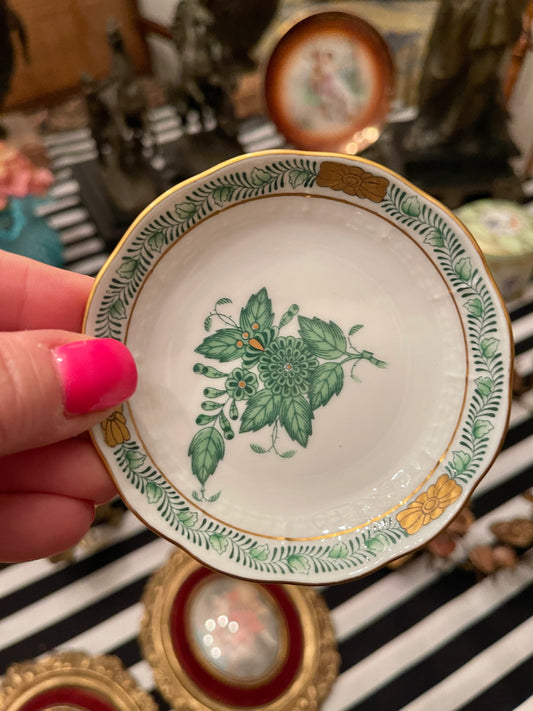 Herend Chinese Bouquet Green Mini Scalloped Dish